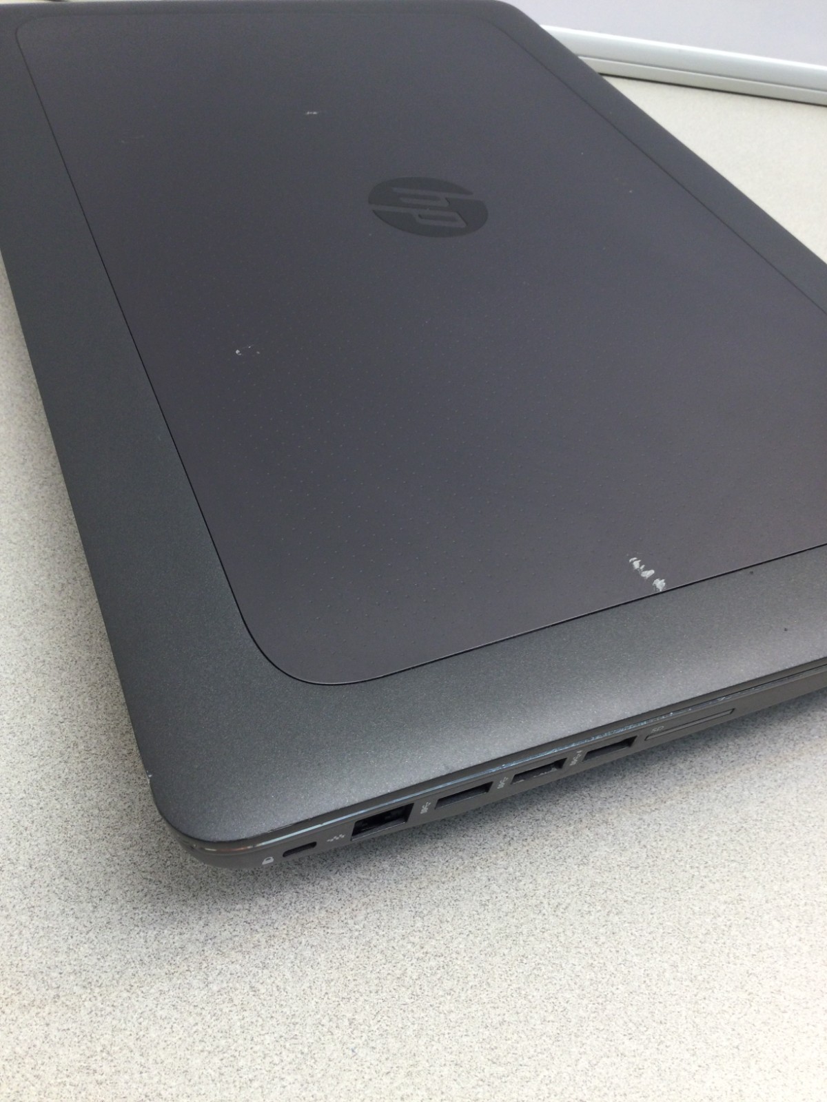 HP ZBook 17 G3 core i7 6th gen 2.60ghz 256GB SSD 8GB RAM 17.3” WIN 11 PRO