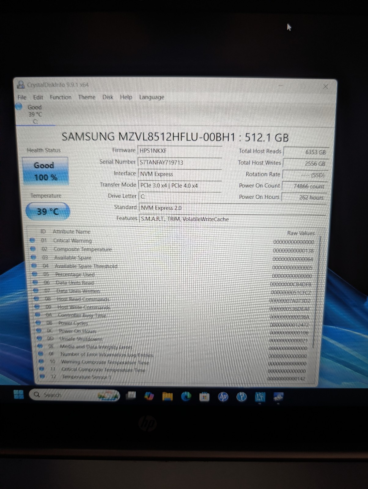 HP 15.6″ FHD Touchscreen Laptop AMD Ryzen 7 5825U 4.5GHz 512GB SSD 8GB RAM Win11