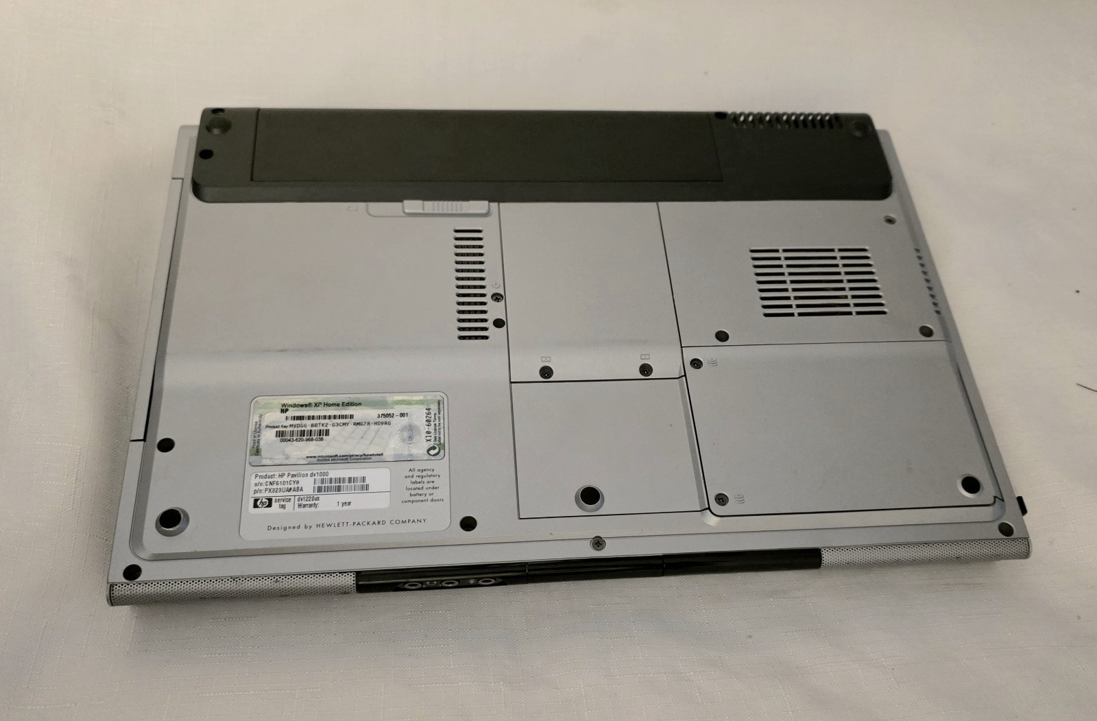 HP Pavilion DV1000 Widescreen Laptop Windows XP No charger Not Tested for parts