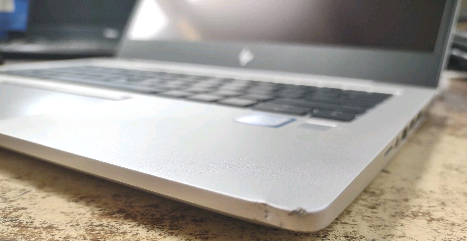 HP EliteBook 830 G6 Laptop W/ i5-8265U, 1TB, 8GB RAM.
