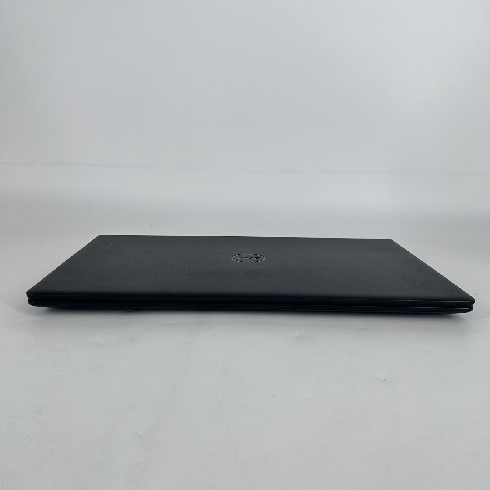 Dell 15 DC15255 Carbon Black FHD 2.0 GHz Ryzen 7 7730U 16GB 1TB SSD Very Good
