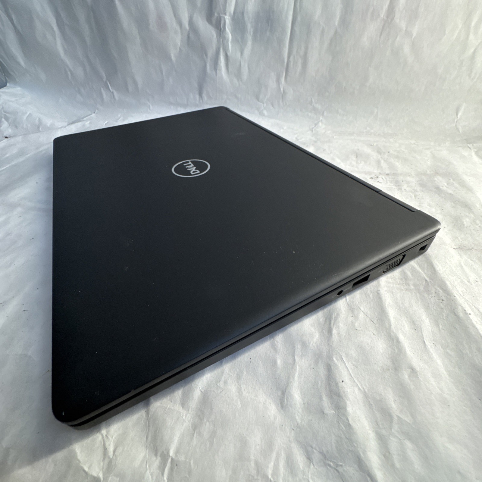 Dell Latitude 5490 14″ Laptop Core i5-7300U @2.60GHz 8GB RAM 512GB HDD W11P