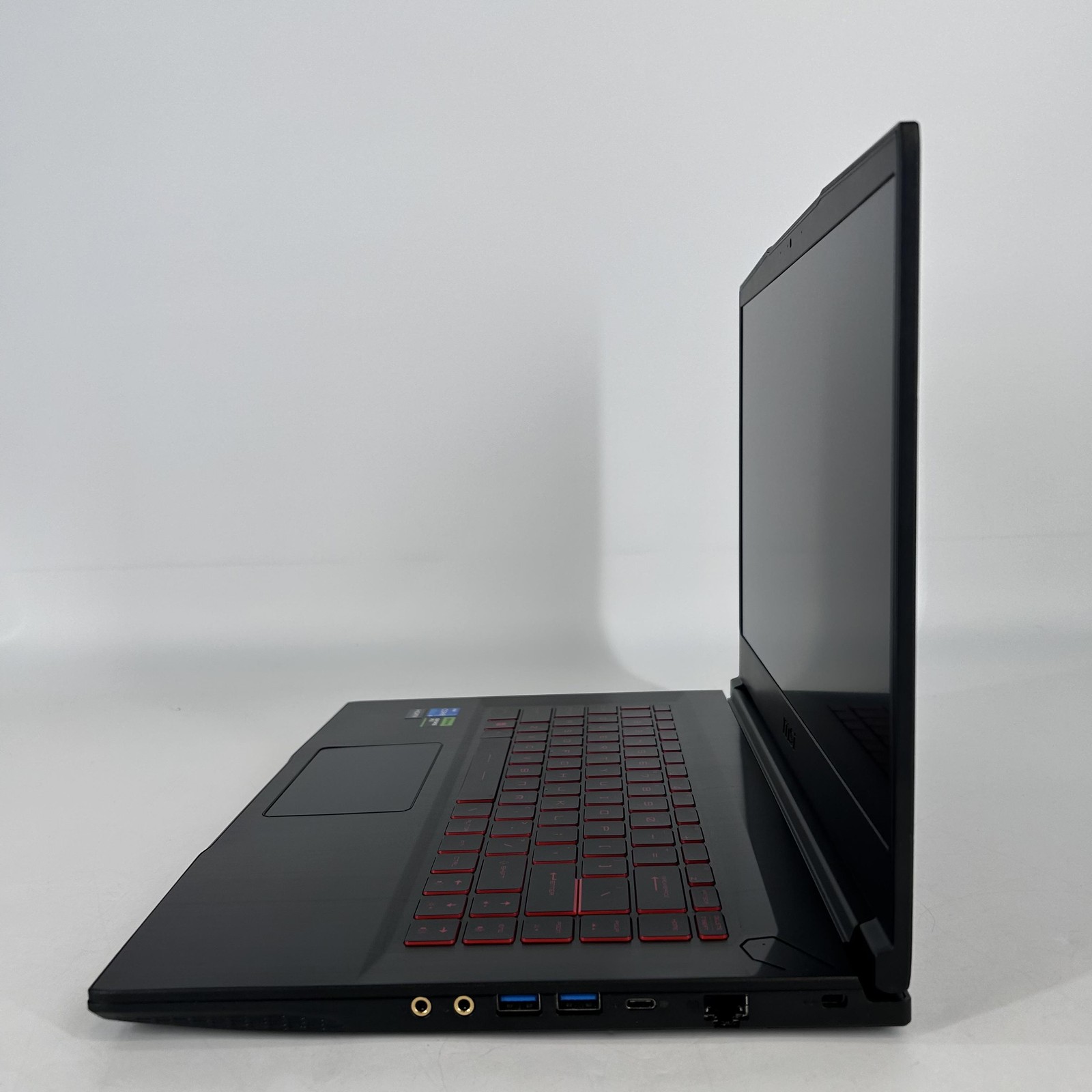 MSI Thin GF63 15.6 FHD 144Hz 2.0 GHz i5-12450H 16GB 1TB SSD RTX 2050 Very Good