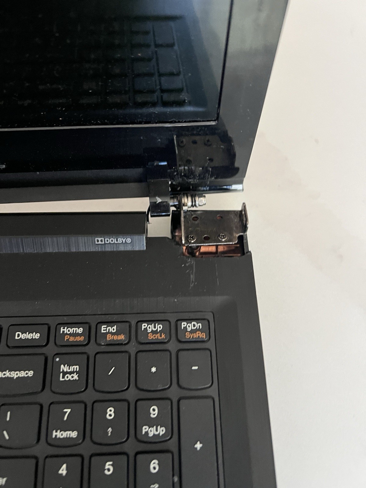 LENOVO G50 80 15.6 INTEL I3 4030U 4 Gig Ram READ DESCRIPTION