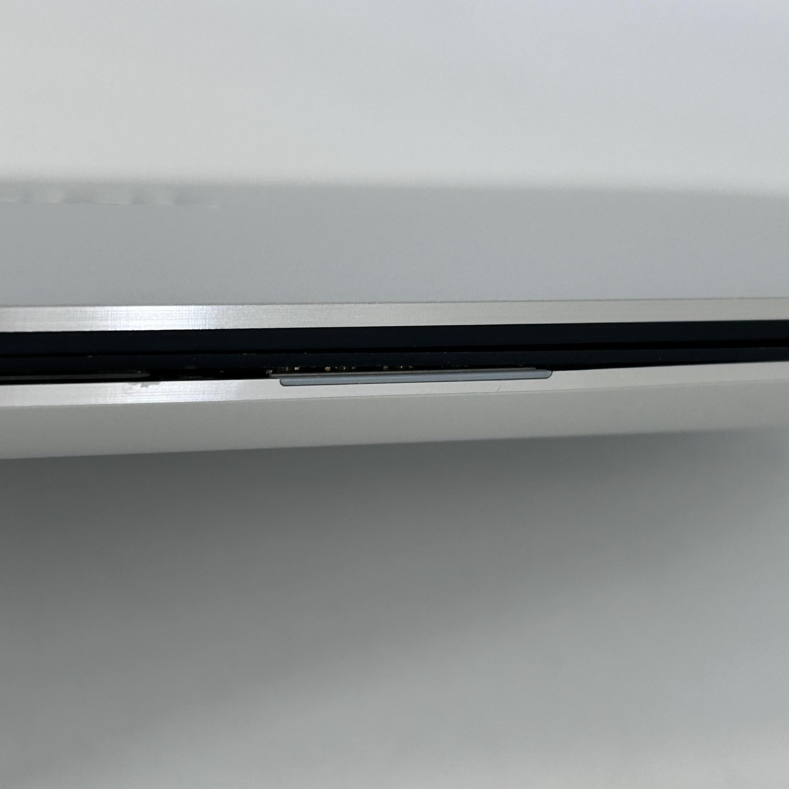 Dell XPS 15 9510 3.5K TOUCH i9-11900H 2.50GHz 16GB 1TB SSD NVIDIA RTX 3050 Ti