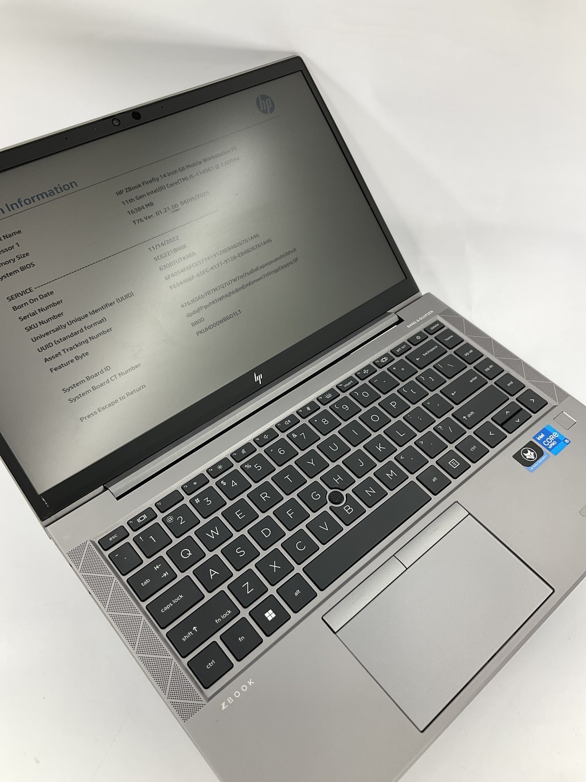 HP ZBook Firefly 14 G8 14″ Core i5-1145G7 256GB 16GB B Win 11 Pro T500