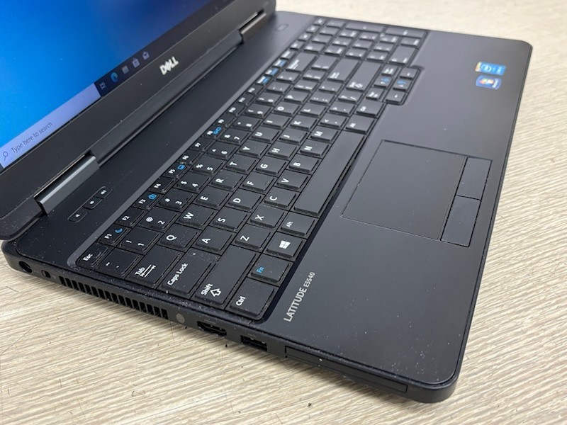 Dell Latitude E5540 15.6″ Laptop i5-4310U @2.0GHz 6GB RAM 320GB HDD Windows 10P