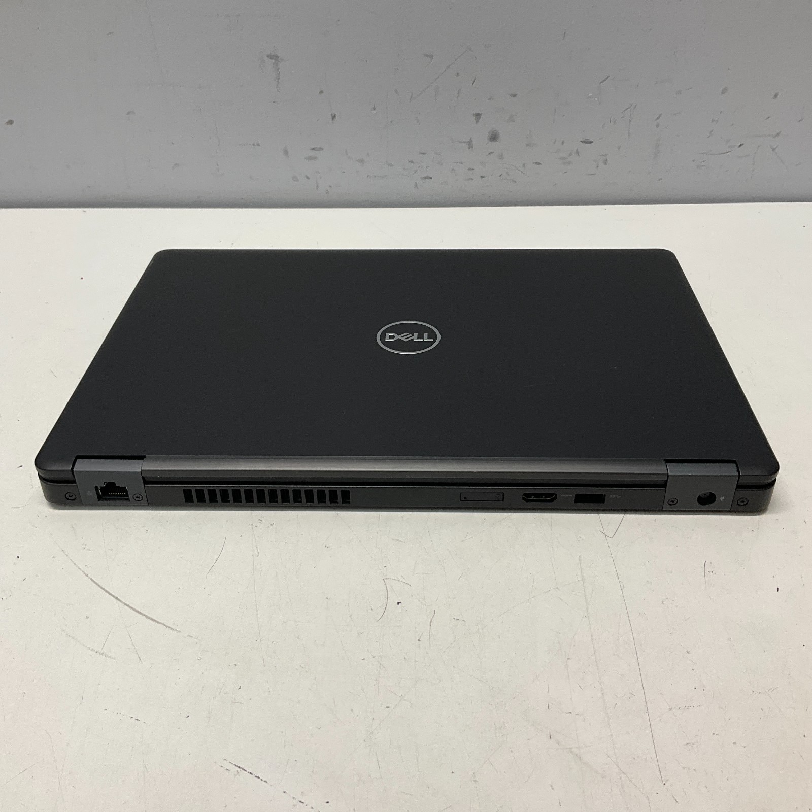 Dell Latitude 5490 Intel Core i5-7300U 2.60GHz 8GB 256GB Windows 10 Pro Laptop