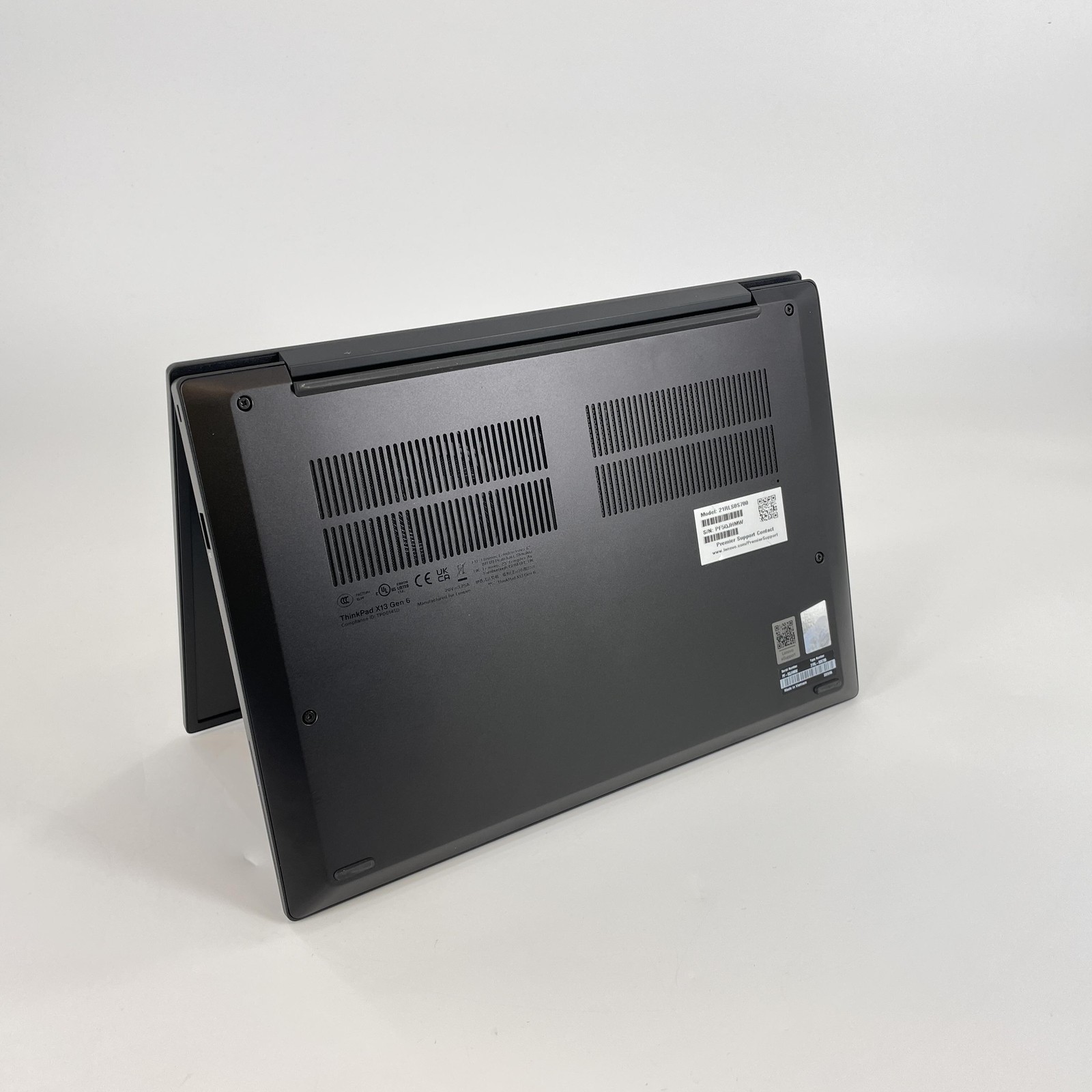 Lenovo ThinkPad X13 Gen 6 2.1 GHz Ultra 7 265U 16GB 512GB Excellent