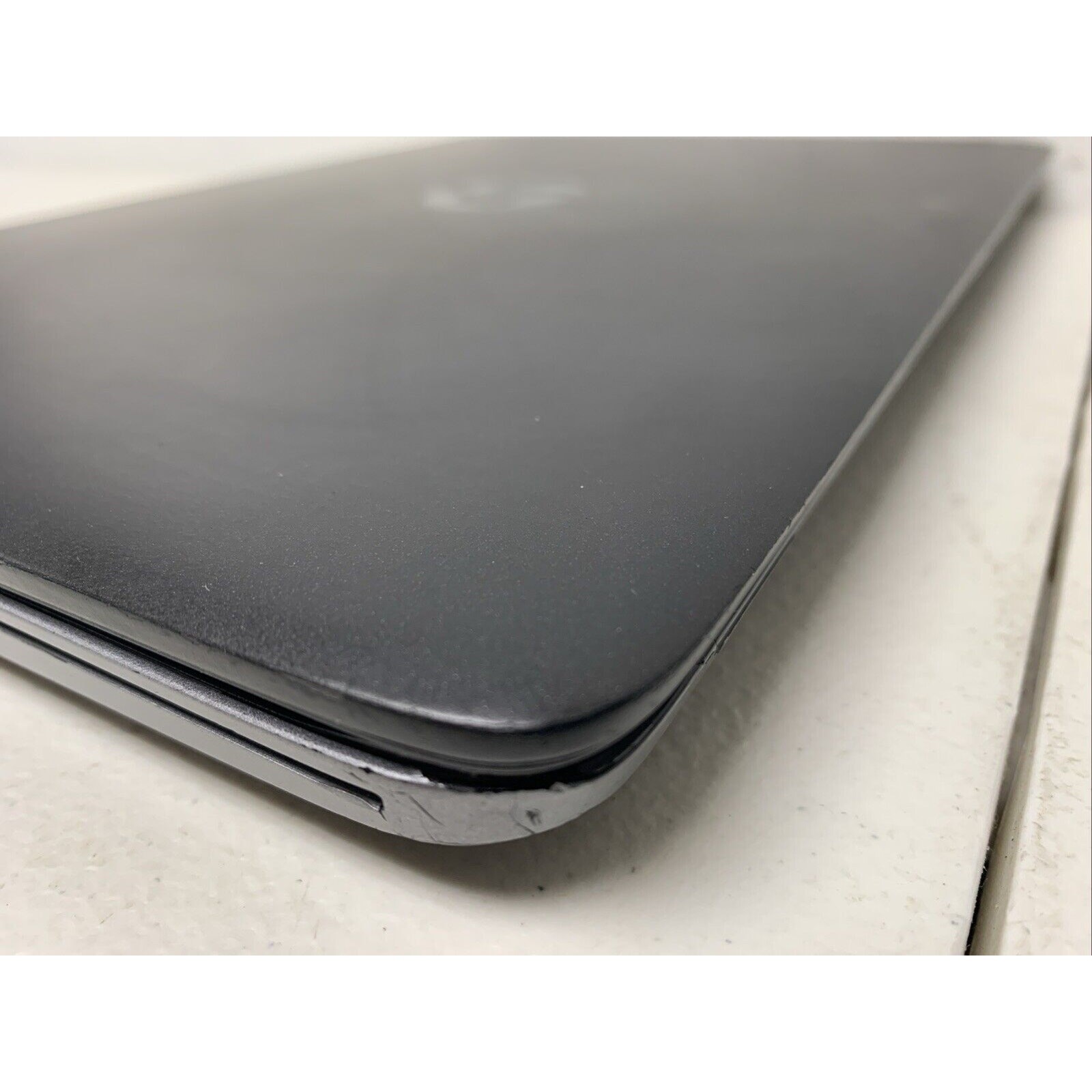 HP Elitebook 745 G2 AMD A10 Pro-7350B R6,10 2.1MHZ 8GB RAM 240GB SSD WIND 10 Pro