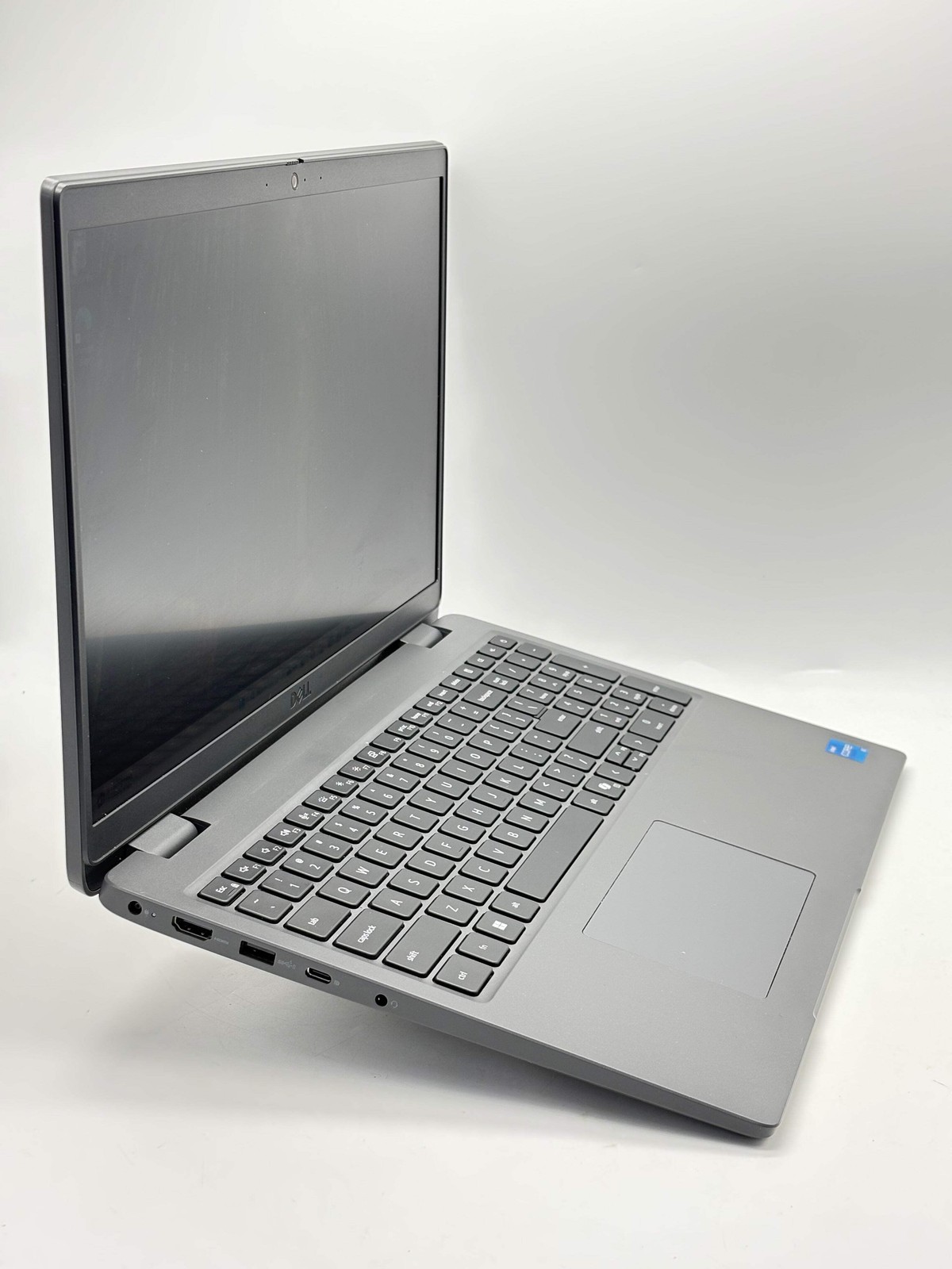 Dell Latitude 3550 15.6″ Core i5 13th Gen 8GB 256GB SSD Black Used