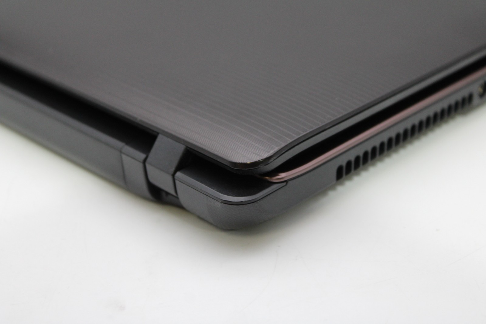 ASUS X53S 15.6″ i5-2430M 12GB RAM NO HDD/OS *PARTS/REPAIR*