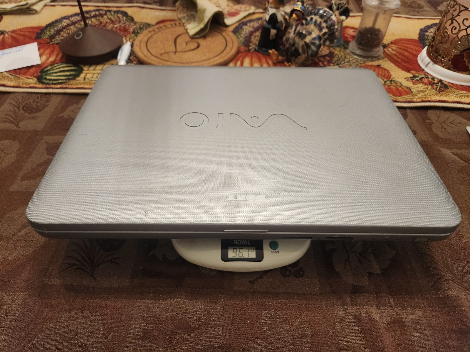 15.25″ Sony Vaio Laptop Intel Core 2 Duo 2.00GHz 3 GB DDR2 112GB SSD Win10 Pro