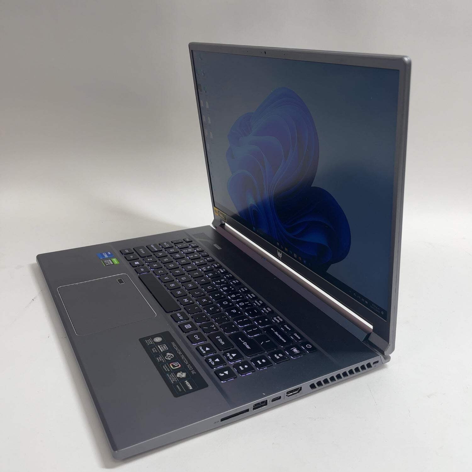 Predator Triton 500 SE 16″ i7-11800H 2.3GHz 16GB RAM 512GB SSD GeForce RTX 3060