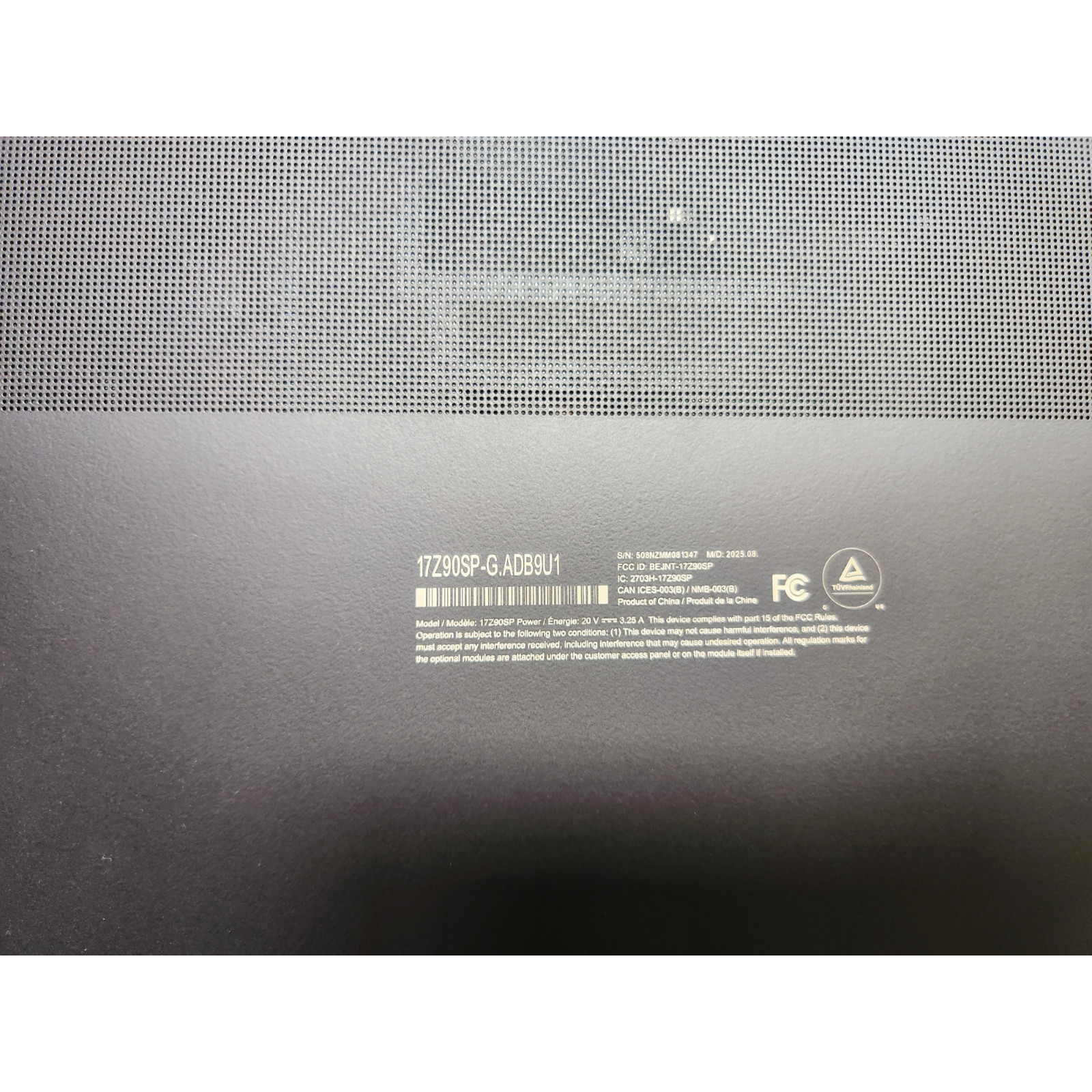 LG Gram Pro 17″ WQXGA Intel Ultra 7 32GB RAM 2TB SSD Win 11 Home, Black