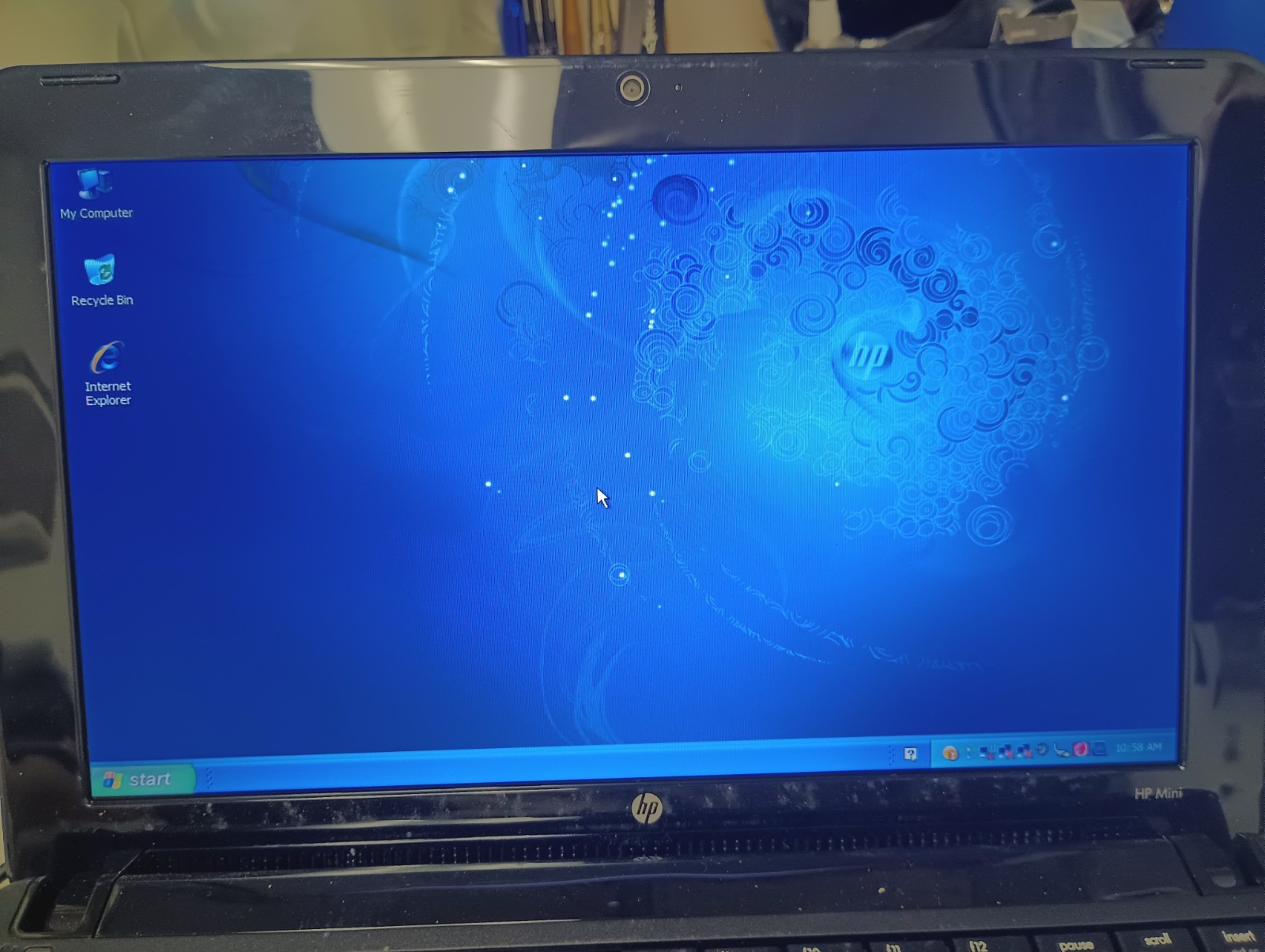 HP Mini 110-1046NR Intel Atom N270 1.6GHz 1 GB Ram 160GB HDD Genuine Windows XP