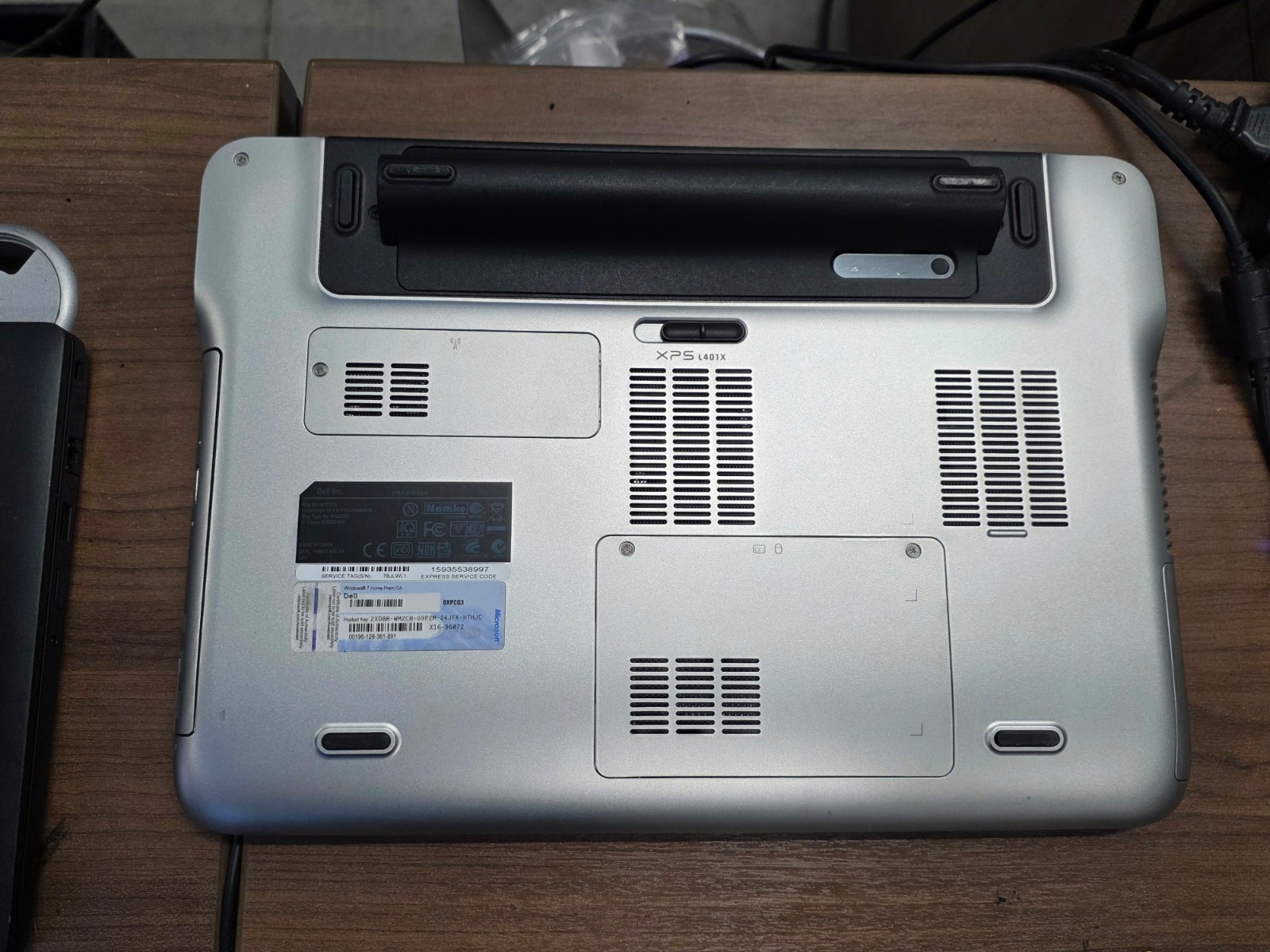 14″ Dell XPS L402X – i5-M560, 6GB RAM – Boots to bios!!