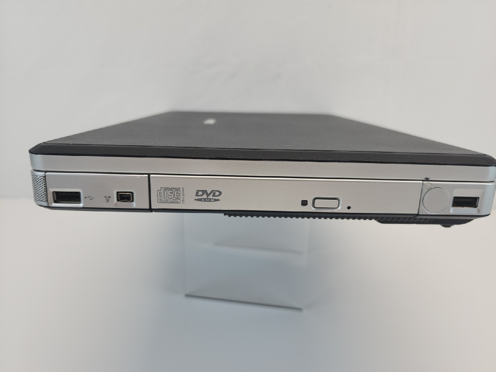 Compaq Presario V2000 14″ Windows XP PRO SP3 Laptop AMD CPU WiFi PARTS ONLY