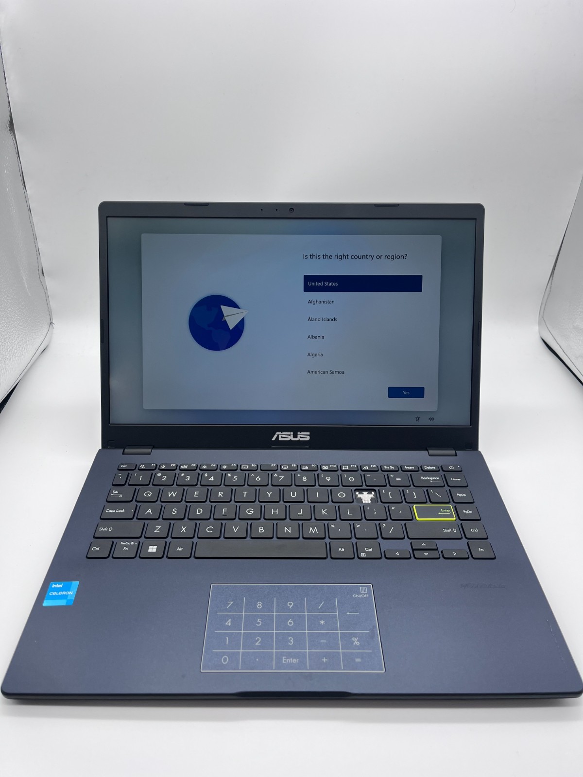 ASUS 14″ Laptop Celeron N4500 4GB 64GB eMMC Win11 S Mode Star Black