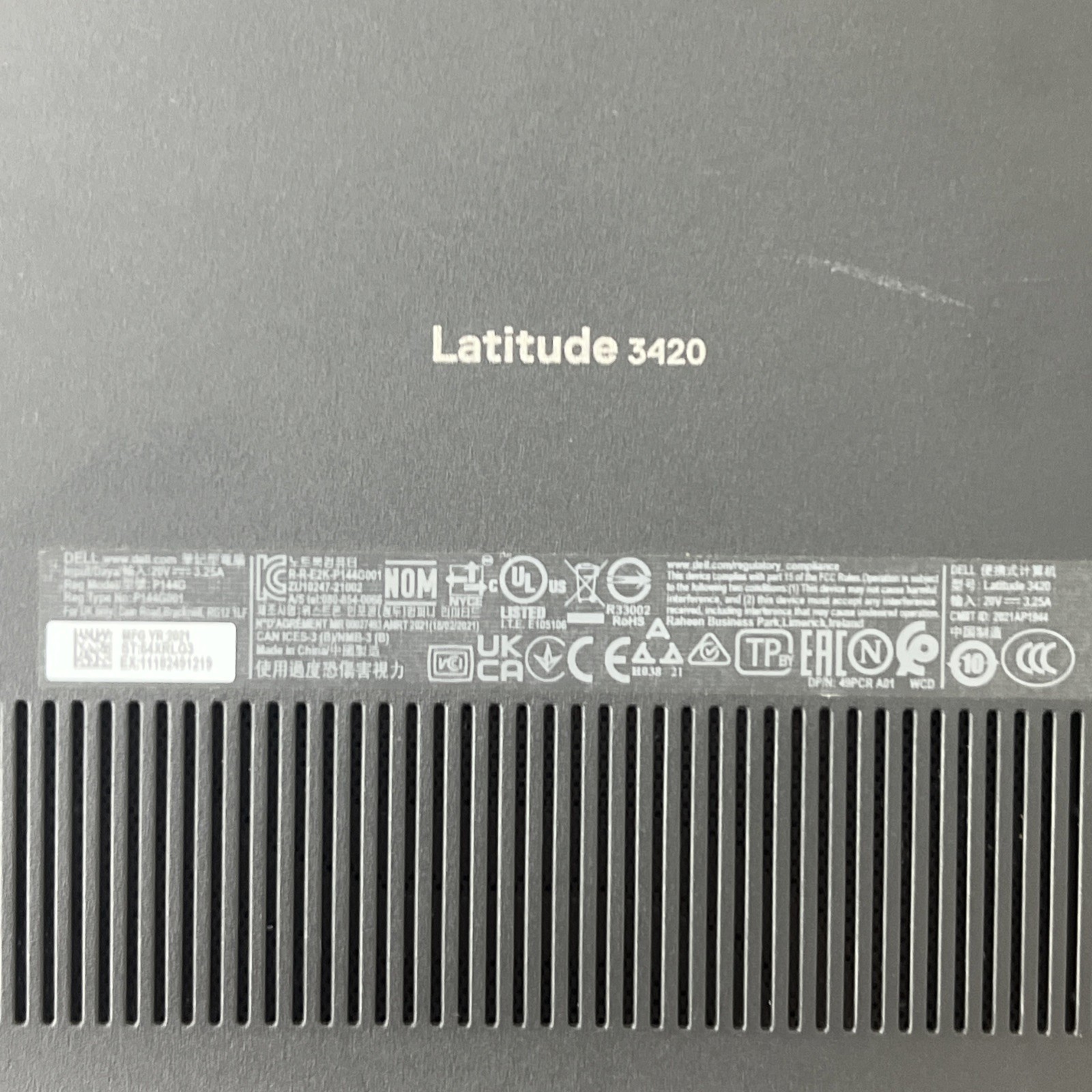 Dell Latitude 3420 i5-1135G7 2.4GHz 8GB Ram 256GB SSD – Good *72% Battery*