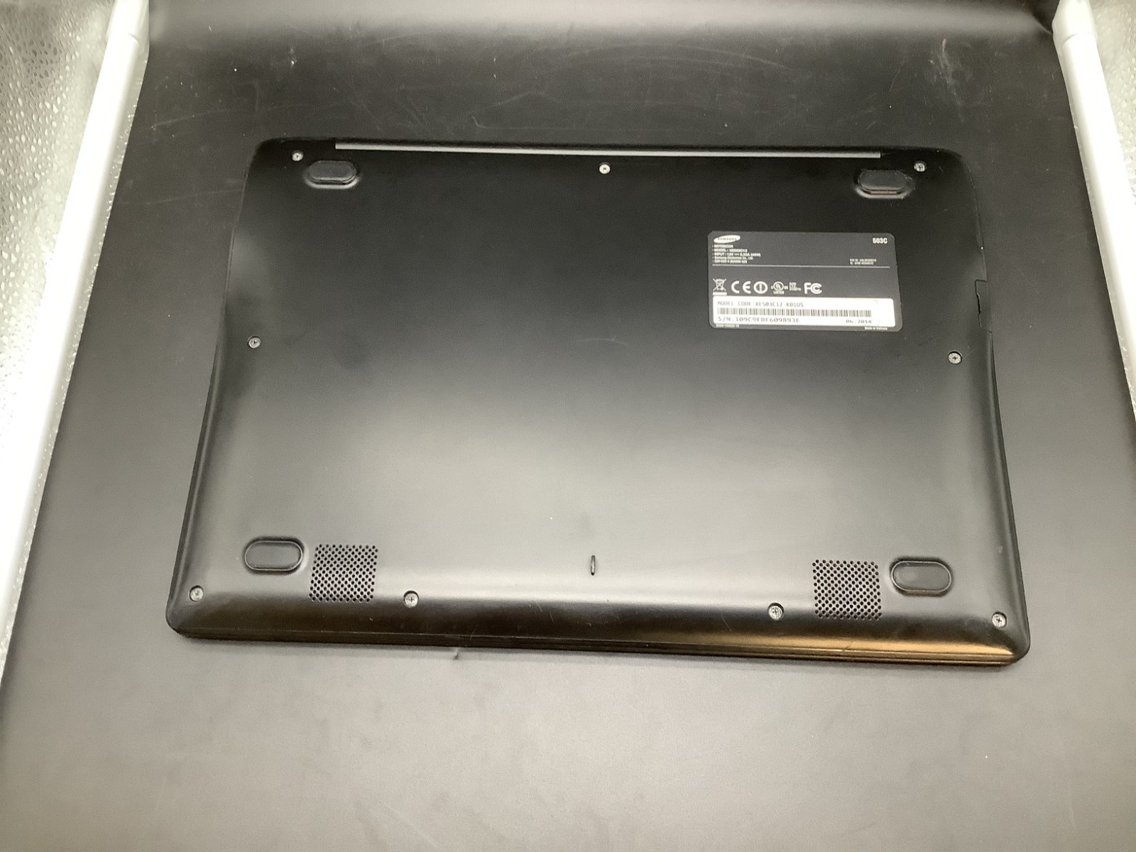 Samsung Notebook XE503C12-K01US Chromebook 11.6″ 4GB RAM 16GB SSD ARM Read Desc
