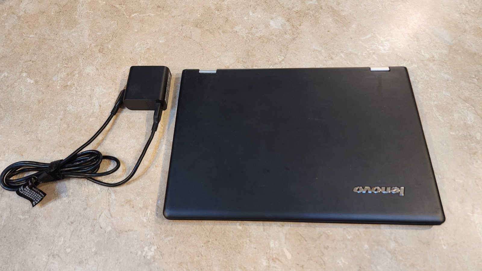 2-in-1 Touch Lenovo Yoga 3 80JH 14″ FHD i5-5200U 8GB RAM 256GB SSD Win 10
