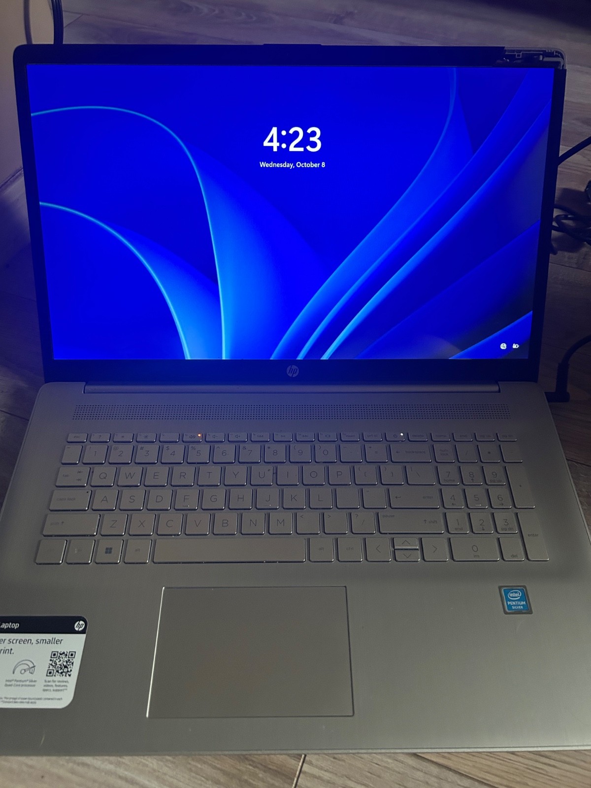 HP 17-CN0076nr 17.3″ (512GB SSD, Intel Pentium, 1.10 GHz, 8GB) Notebook/Laptop –