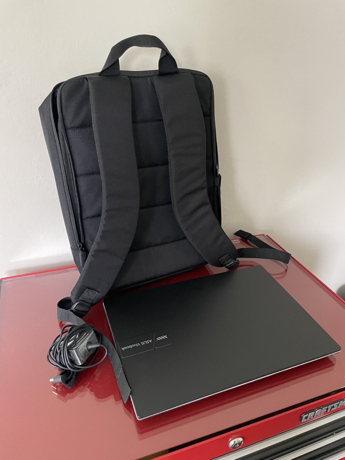 ASUS Vivobook 16 Laptop + Backpack – 16” WUXGA | i3 | 8GB | 512GB SSD | Win 11
