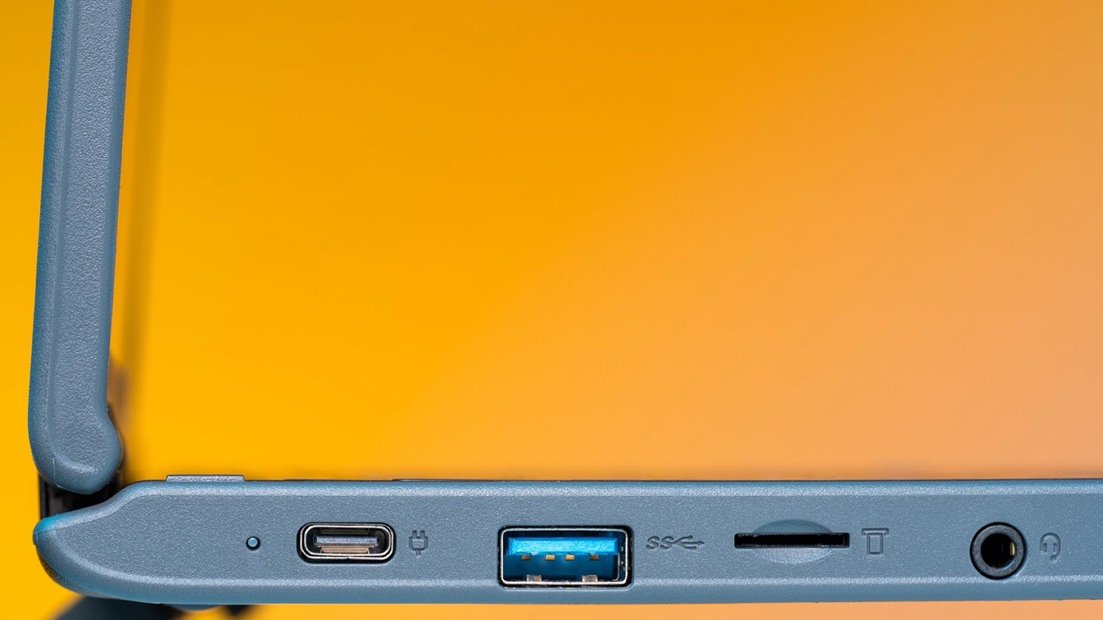 Casual Gaming Laptop – Lenovo 500e Type 81ES