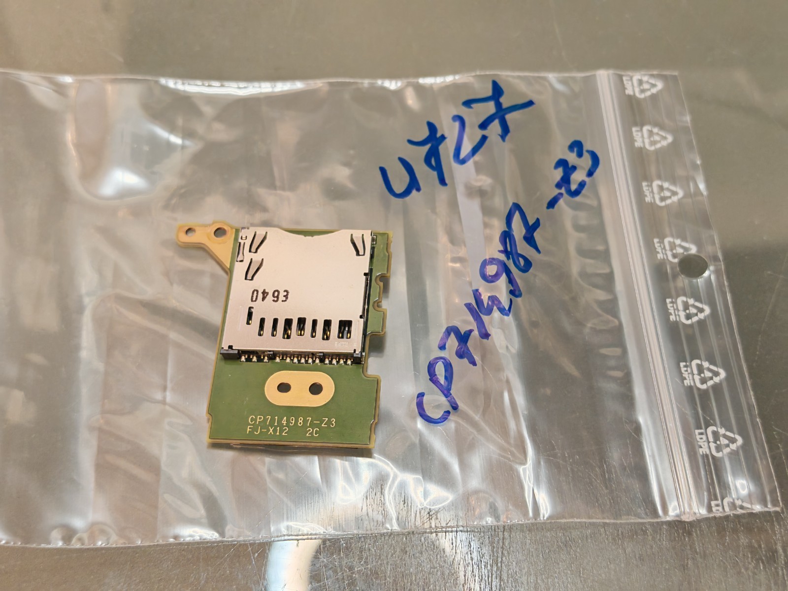 FUJITSU U727 U749 U745 CP714987-Z3 SD CARD READER CARD