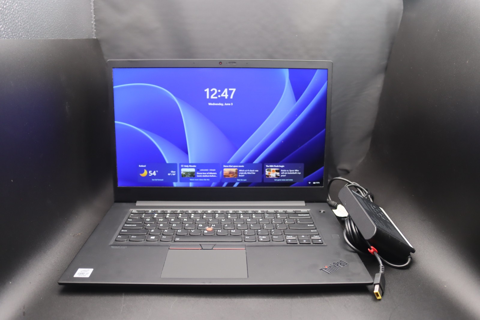 Lenovo ThinkPad P1 Gen 3 i7-10750H 32GB RAM 512GB SSD NVIDIA Quadro T1000