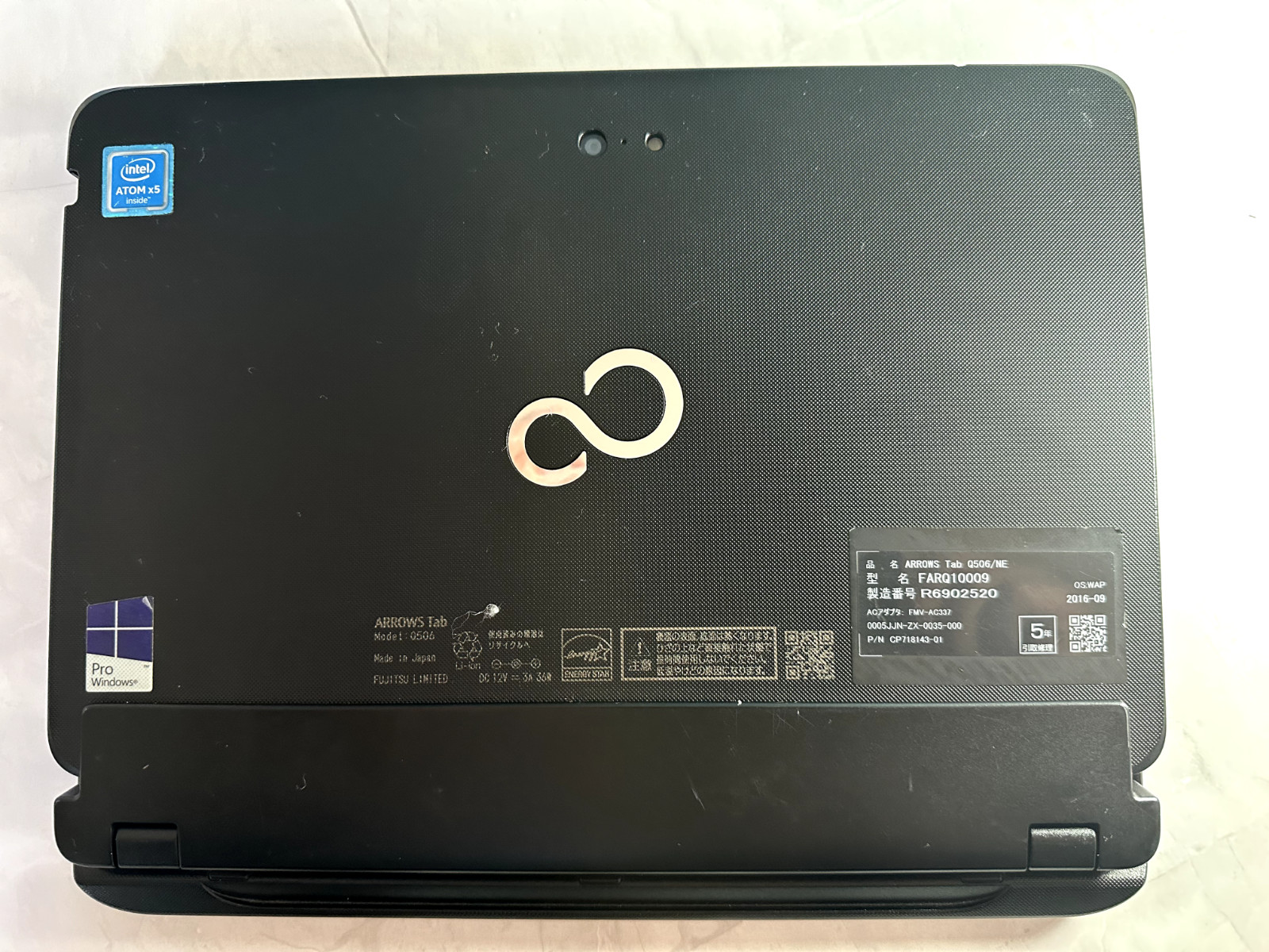 Fujitsu Arrows Tab Q506/NE 10.1” Atom -Z8550 4GB 64GB eMMC / No OS /BIOS OK