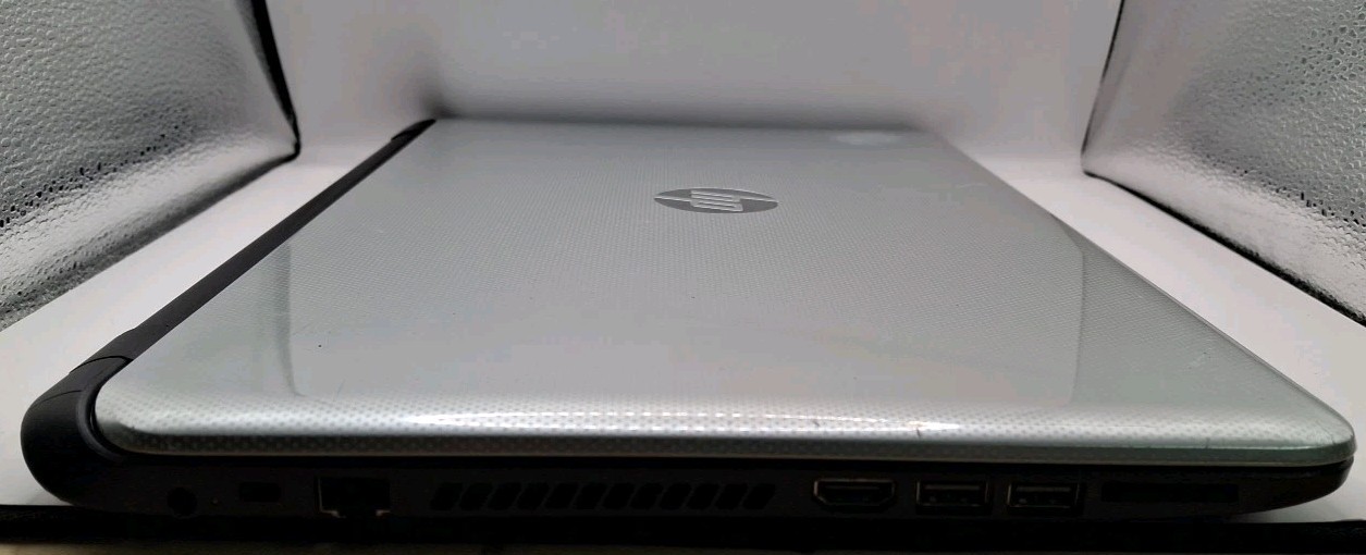 HP 15-f272wm 15.6″ Laptop PC Pentium N3540 2.16GHz/4GB RAM/500GB HD/DVD/Win10Pro