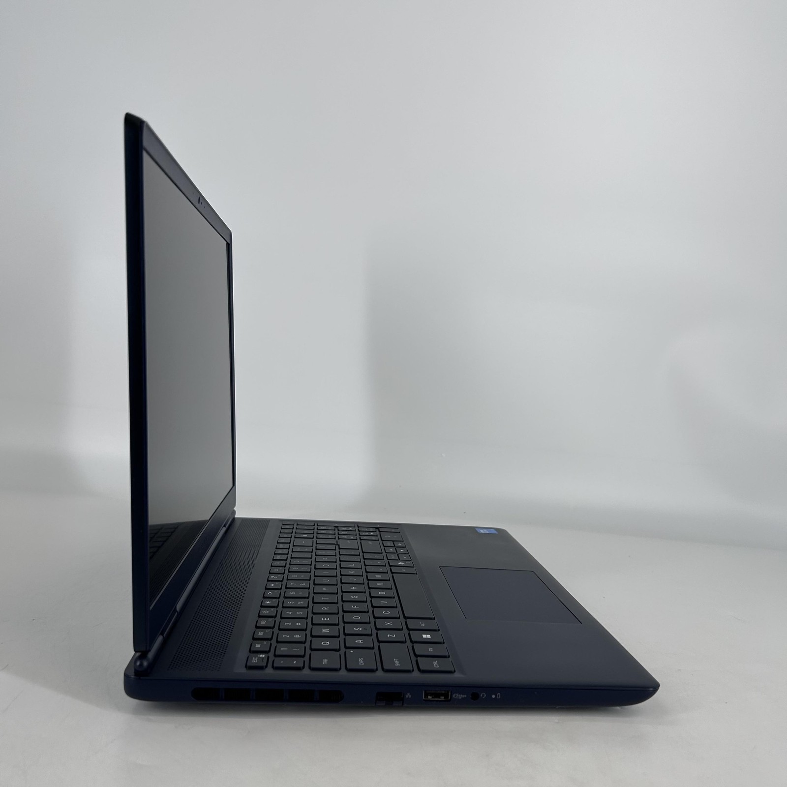 Dell Alienware 16 Aurora AC16250 QHD+ 2.7GHz Intel Core 9 270H 16GB 1TB RTX 5070