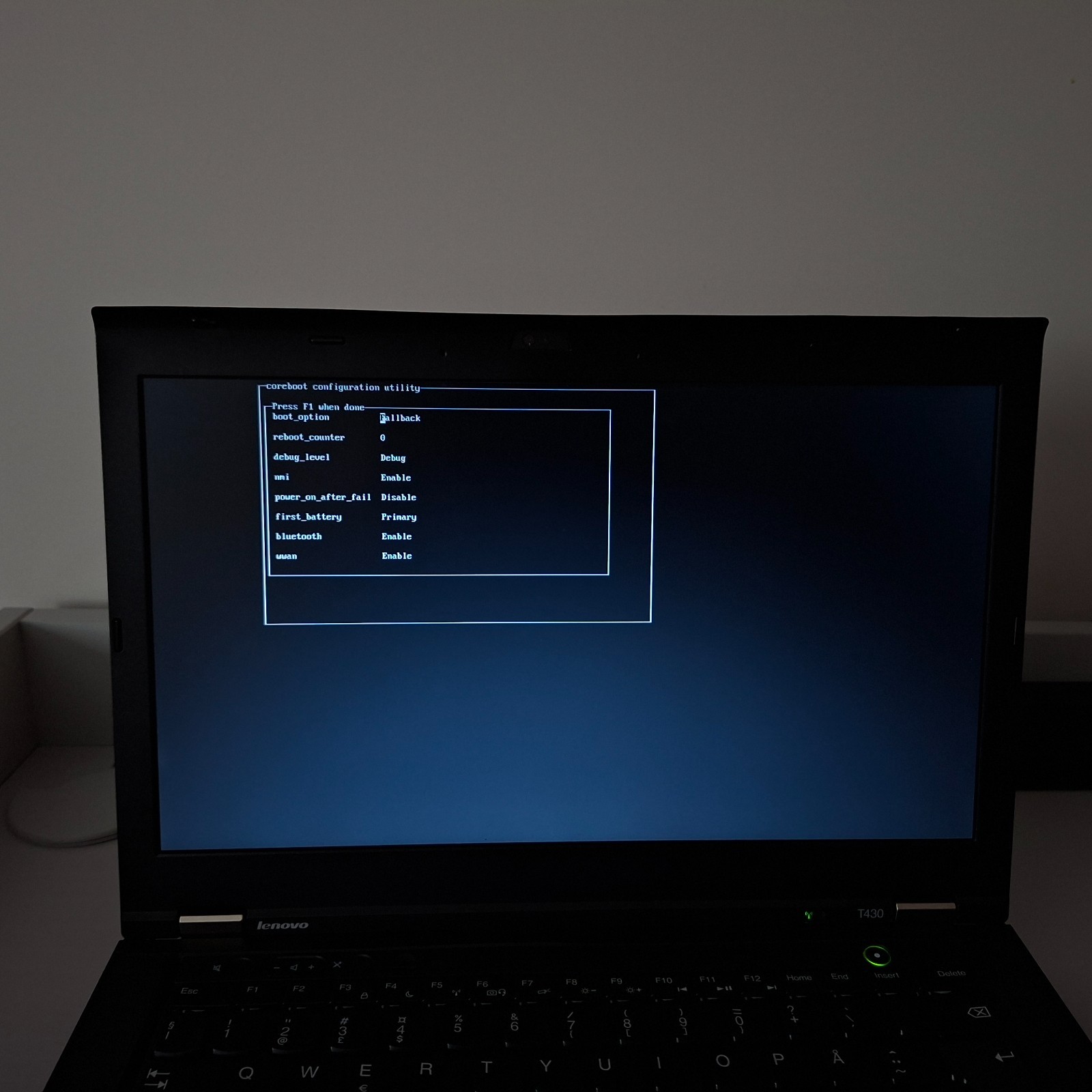 Lenovo ThinkPad T430 | Coreboot (Skulls) | HD+ 1600×900 | 8GB RAM | 128GB SSD