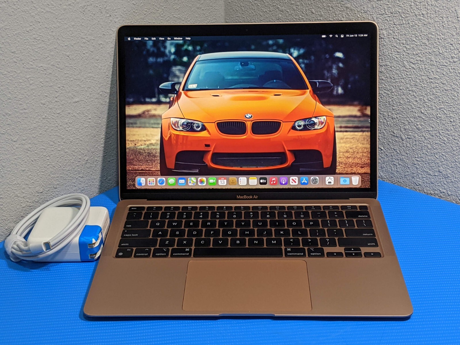 Apple MacBook Air A2337 (2020) 13.3″ M1 8CPU/7GPU 8GB 256GB OS Big Sur MGN63LL/A
