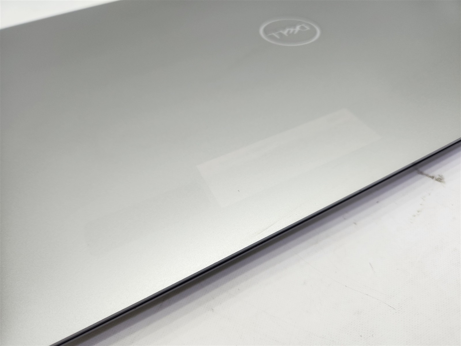 Dell Precision 5760 17″ Xeon W-11855M 32GB RAM nVidia RTX A3000 1TB NVMe Laptop