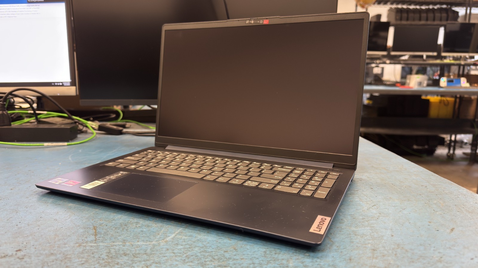 Lenovo IdeaPad 1 SMP2P3VPN (Grade B)