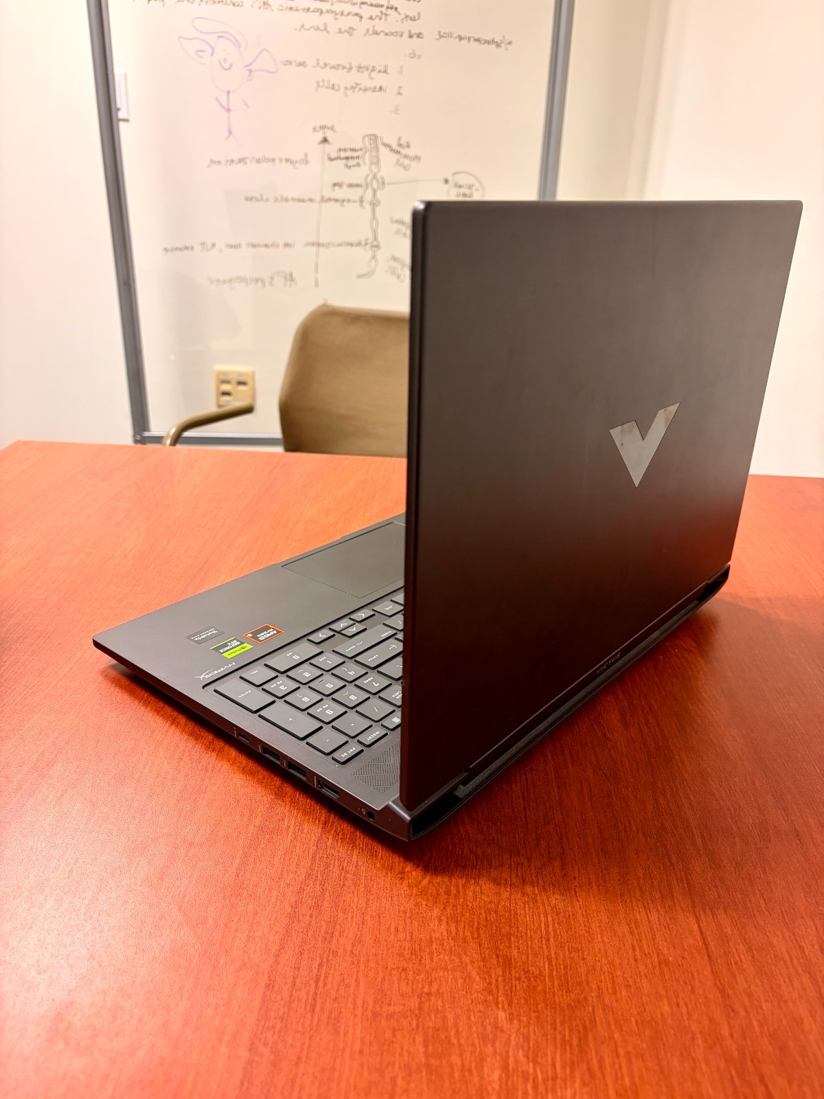 HP Victus 16.1″ (1TB SSD, AMD Ryzen 5, 3.30 GHz, 6GB) Laptop – Mica Silver