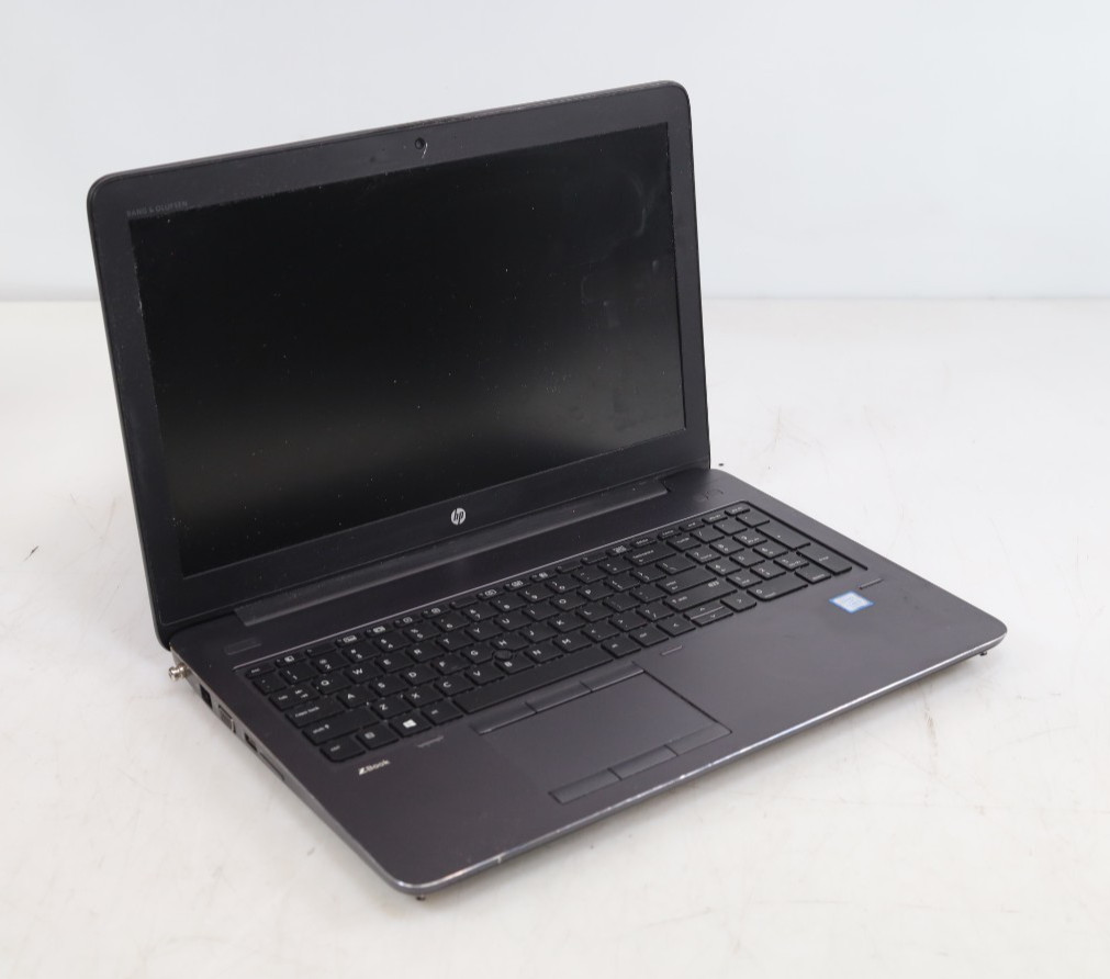 HP ZBook 15 G4 15.6″ Intel i5-7440HQ 8GB DDR4 No HDD Parts Repair