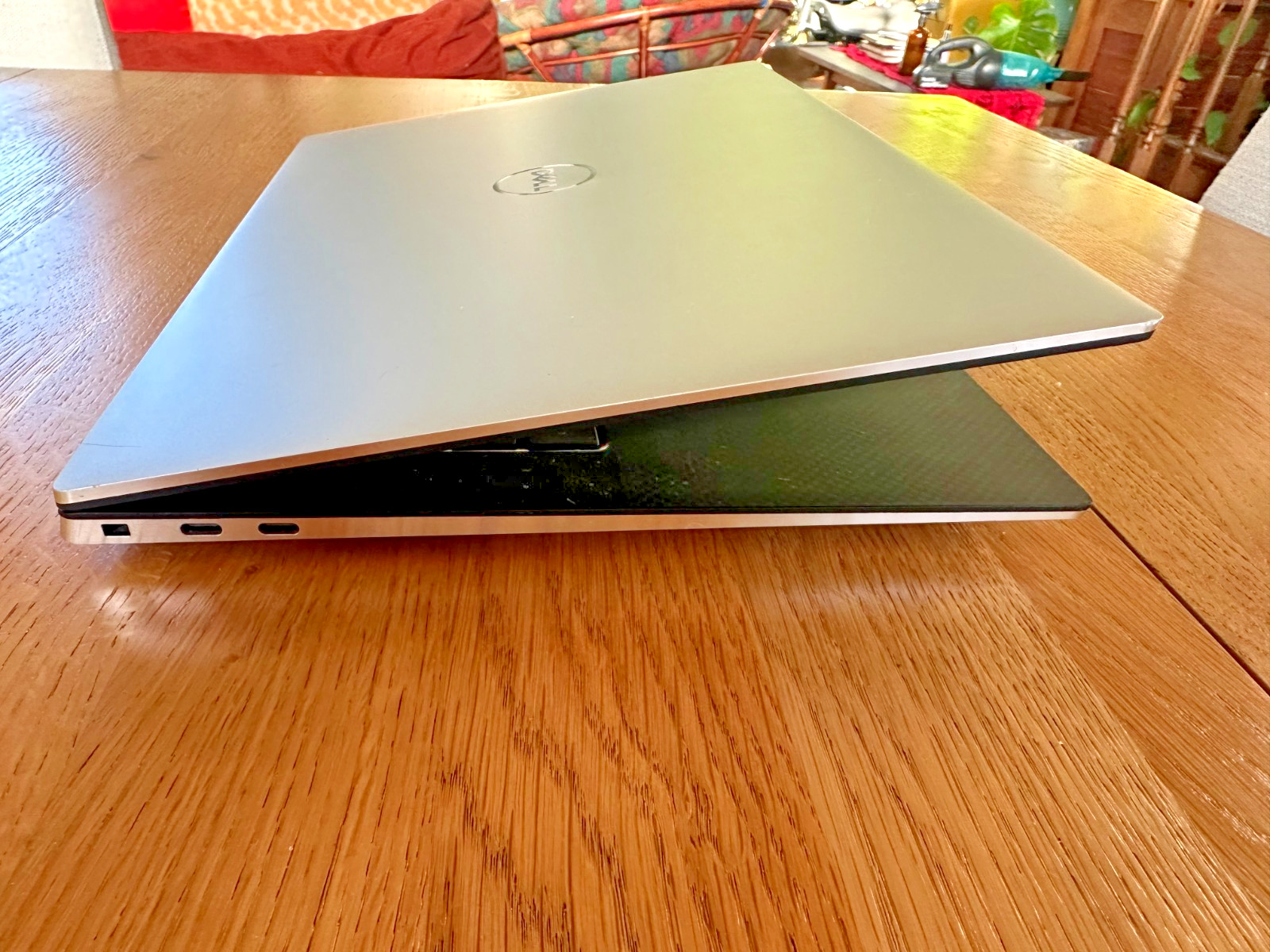 Dell XPS 15 9500 Intel Core i7-10750H NVIDIA GeForce 1650 Ti 15.6″ Laptop FHD