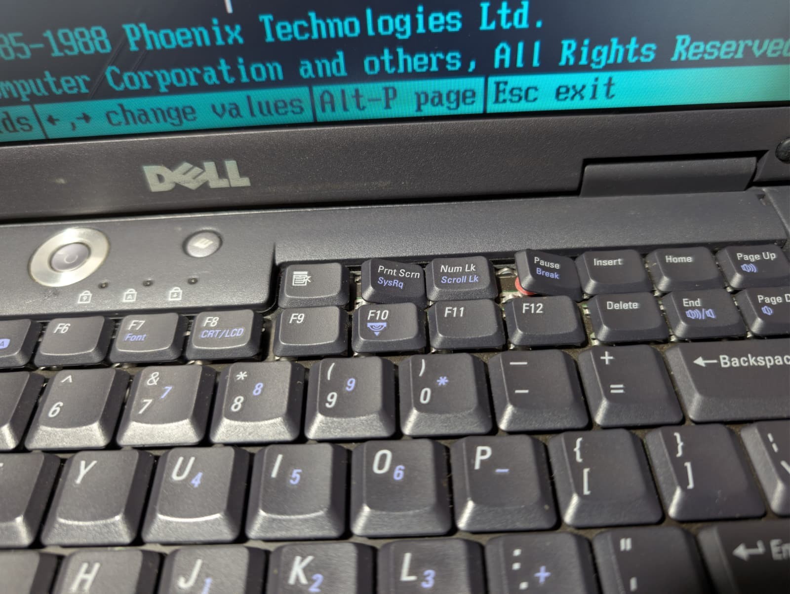 Read! Dell Inspiron 4000 | Intel Pentium III 256MB RAM | Boot To Bios | No Batt