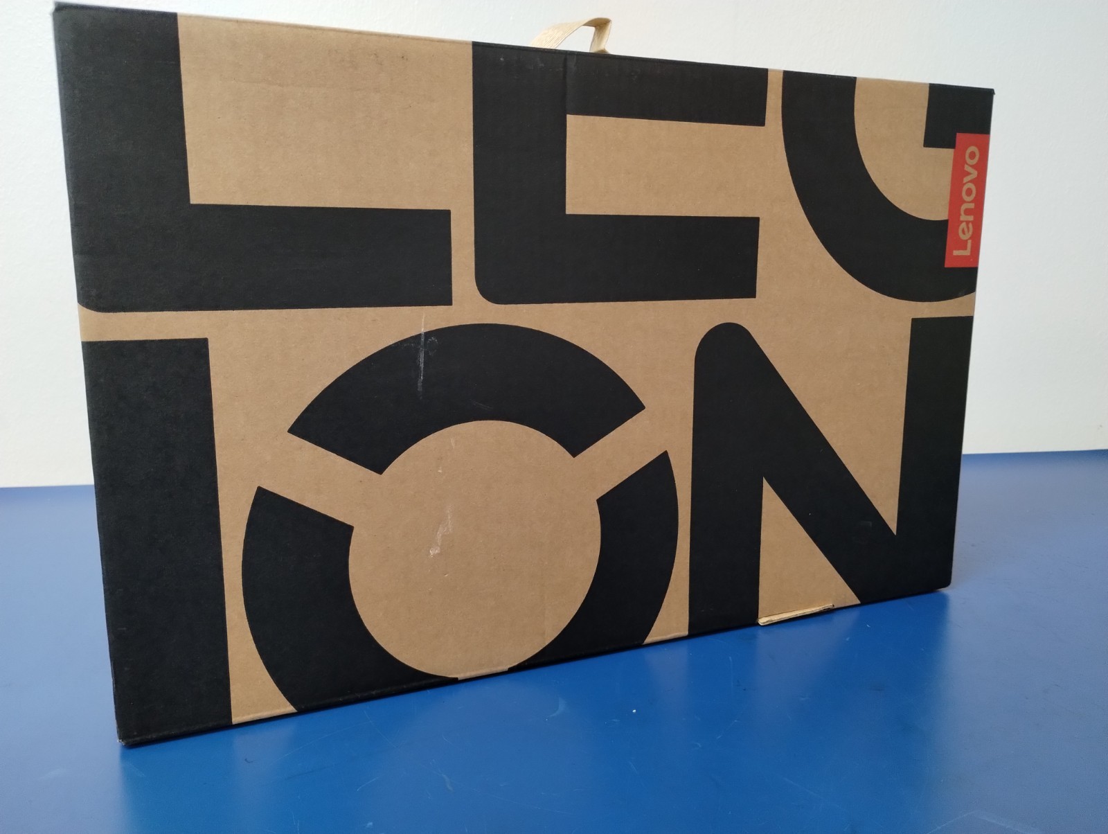 Lenovo Legion 5 16IAX10, Intel Core Ultra 9 275HX, 2.70 GHz 32 GB RAM, 1 TB NVMe