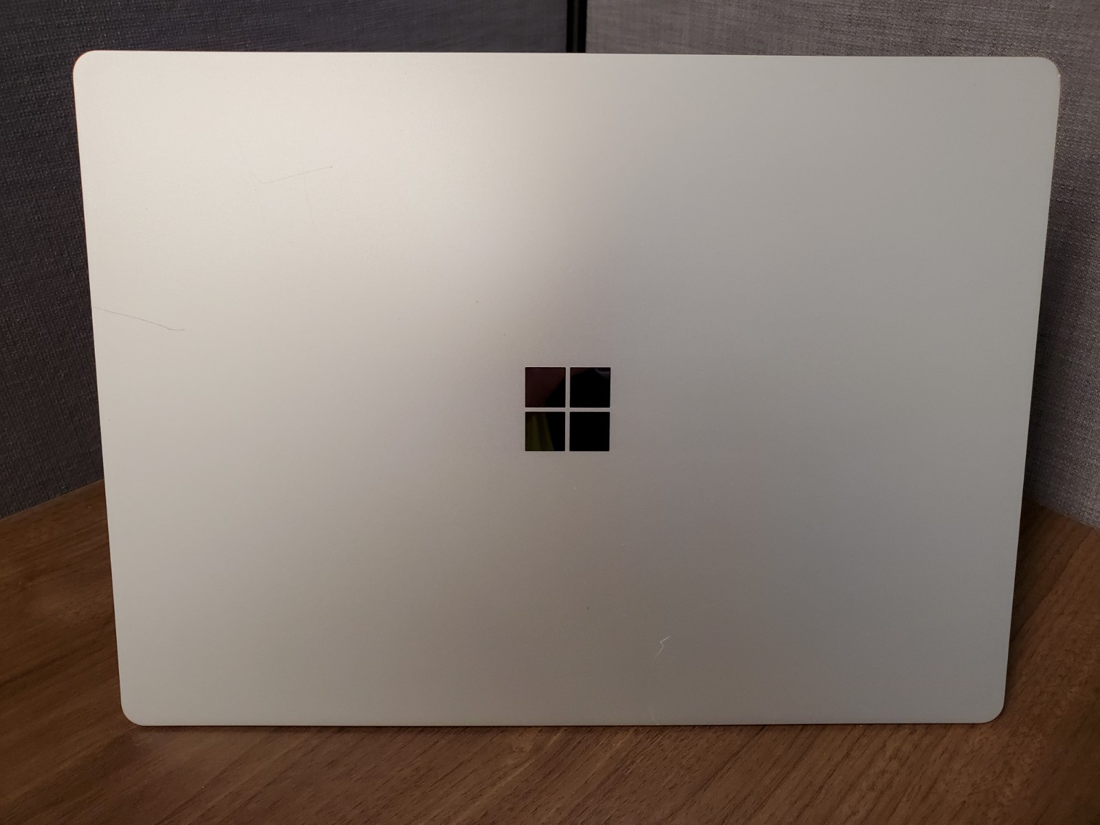 Microsoft Surface Laptop 2 | i5-8350U | 8GB RAM | 128GB SSD | Win11 Pro | Silver