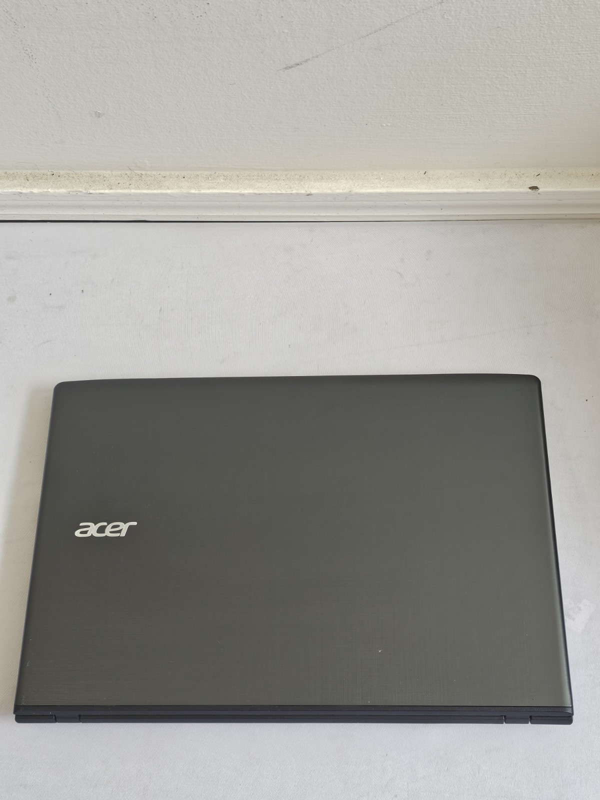Acer Aspire E5-575G Laptop – Intel i5 Gen 7 – 8GB RAM – 256GB SSD BAD BATT READ