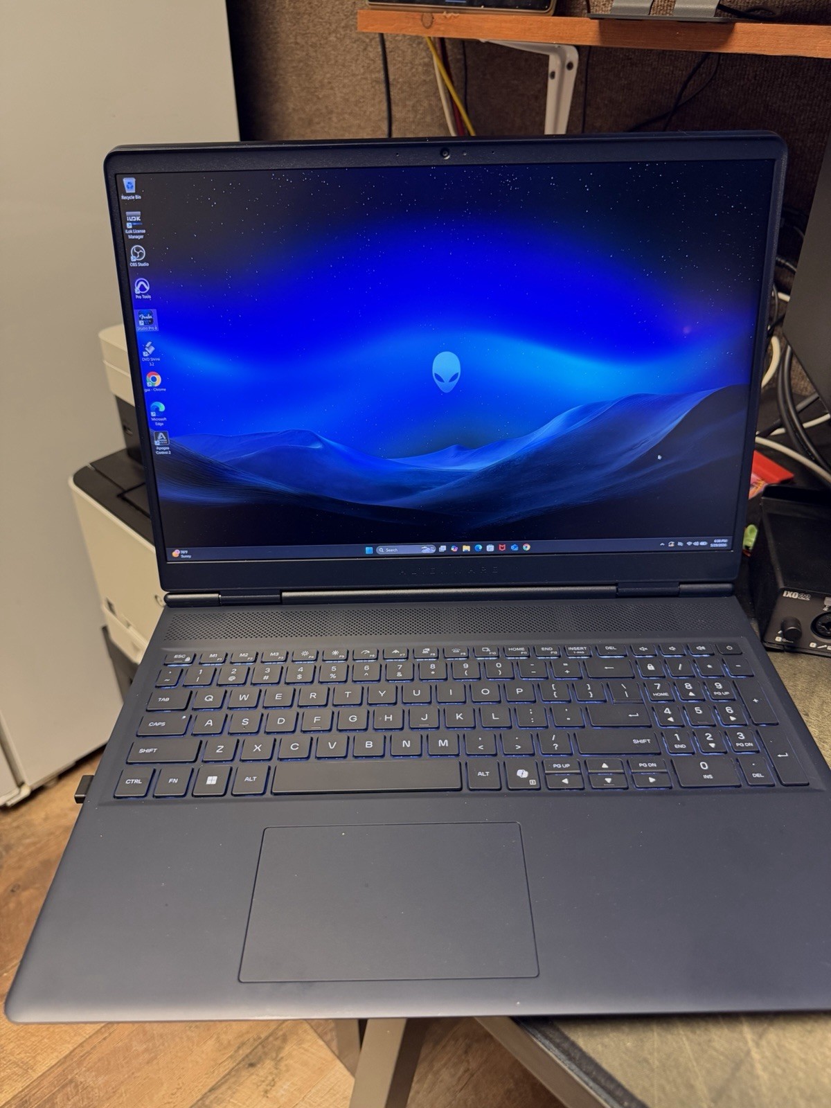 Alienware Aurora 16″ 2.5K I7 2.5 GHz AI Gaming Laptop 16gb RAM 512 Ssd
