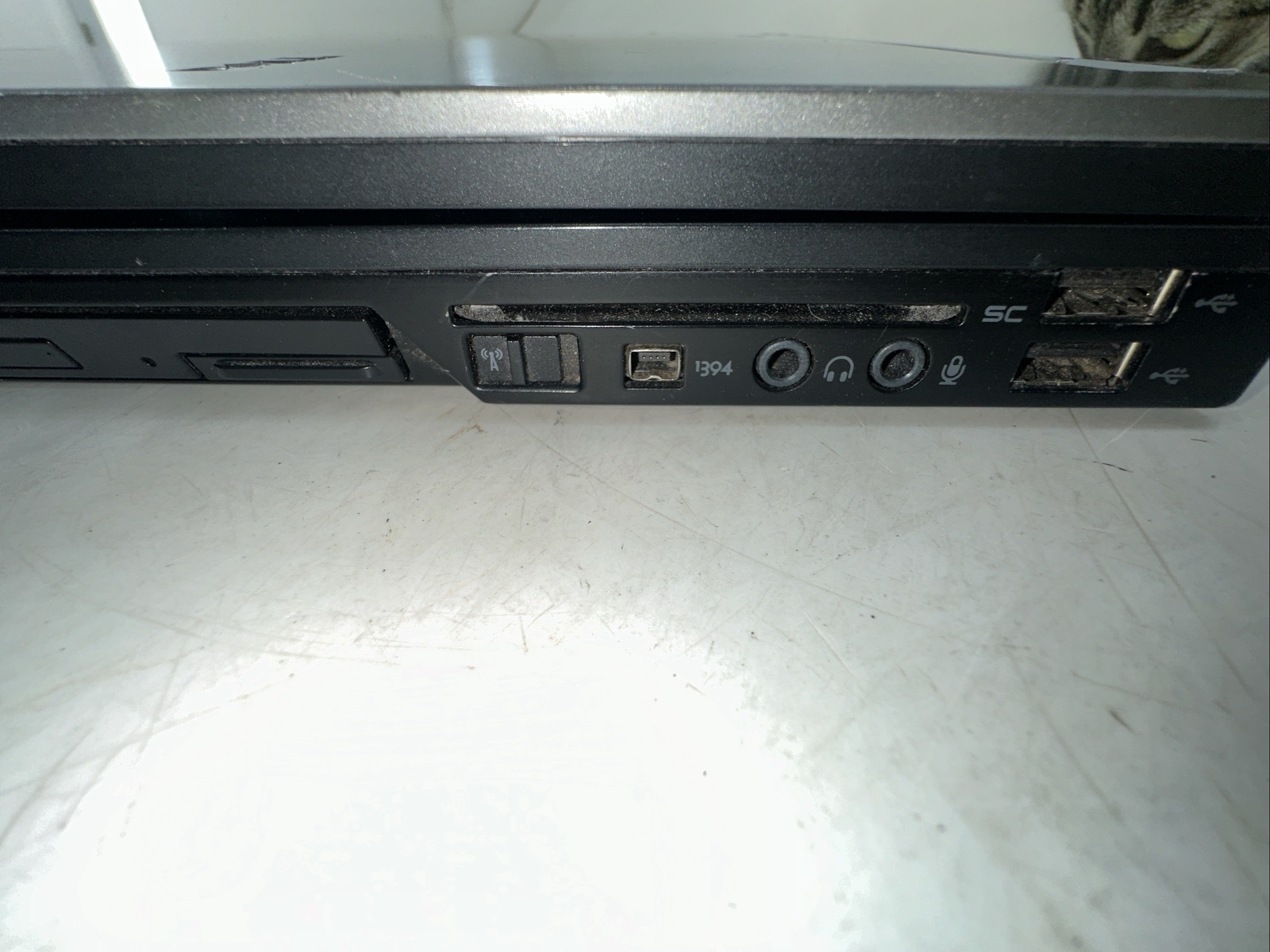 Dell Latitude E6510 15.6″ I5 M540 2.53GHz 4GB DVD WiFi Laptop NO Hard drive