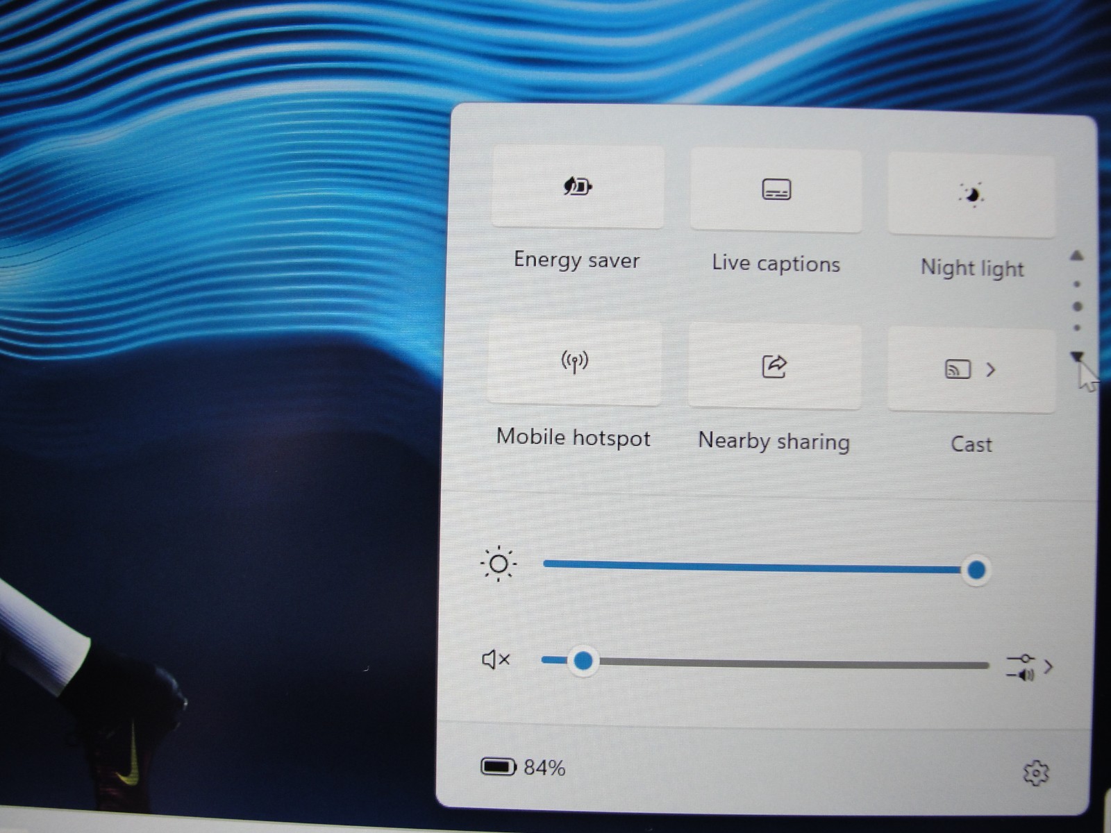 Dell Latitude 7330 13.3″FHD Core vPRO i7-1265U 1.8GHz 16GB RAM 512GB SSD+Charger