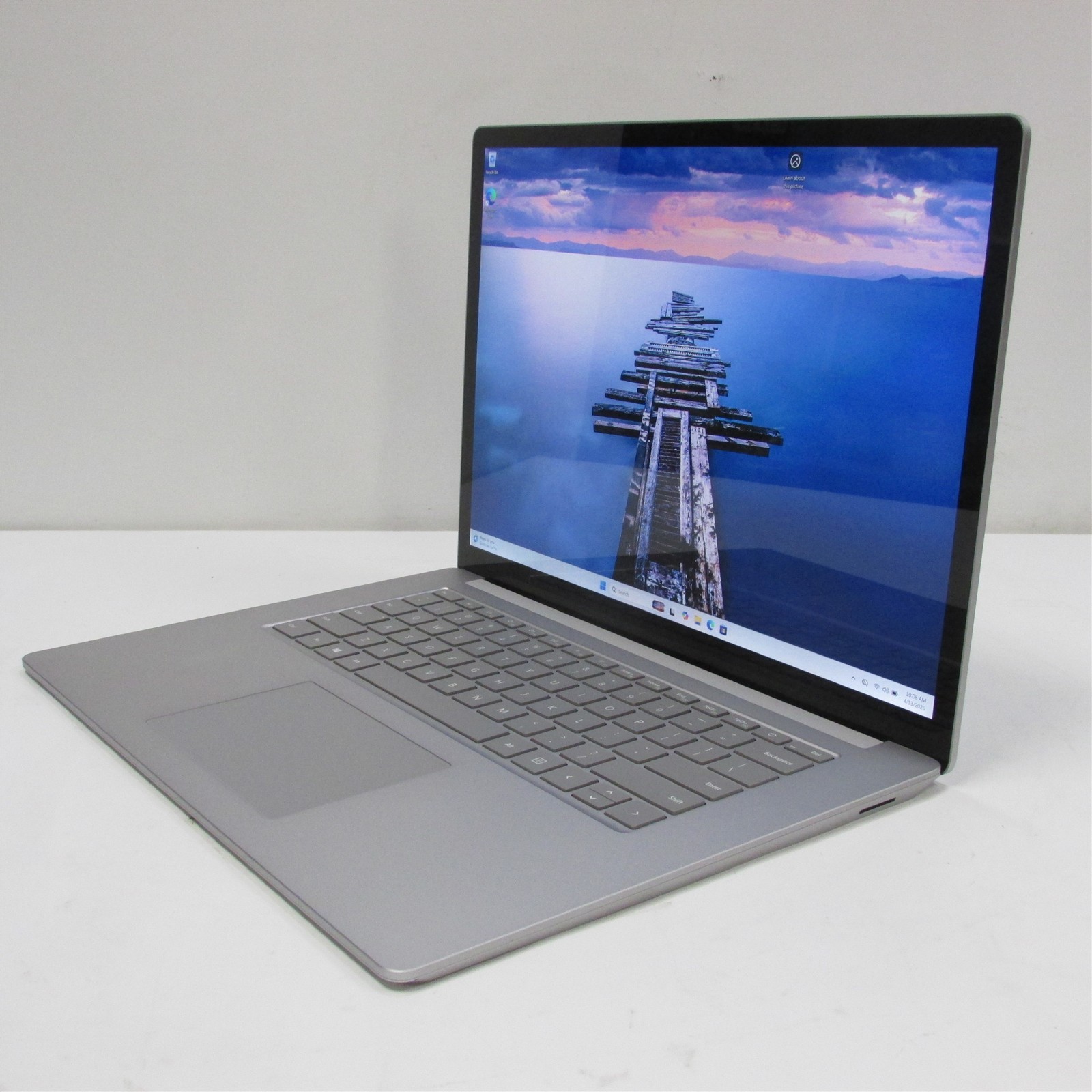 Microsoft Surface Laptop 4 1979 i7-1185G7 3.0GHz 16GB RAM 256GB 15″ Win 11 Pro