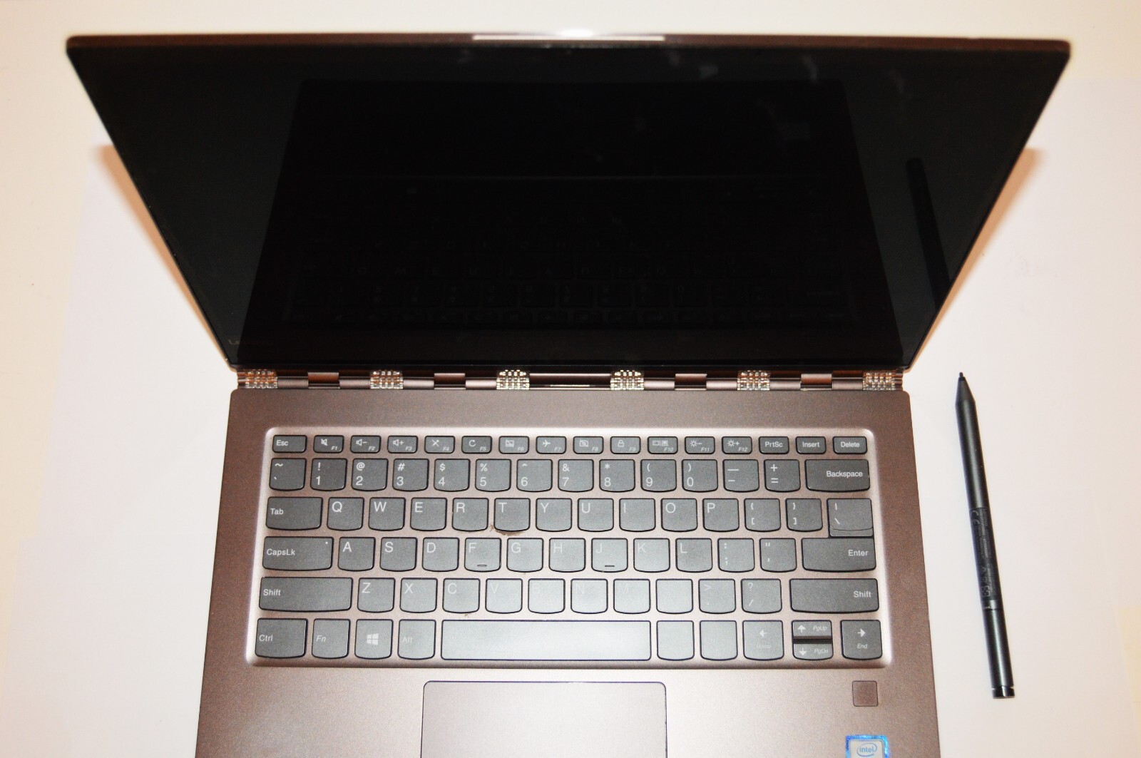Lenovo Yoga 920-13iKB 13.9″ Touchscreen Laptop – Intel i7-8550U 512GB SSD 8G RAM